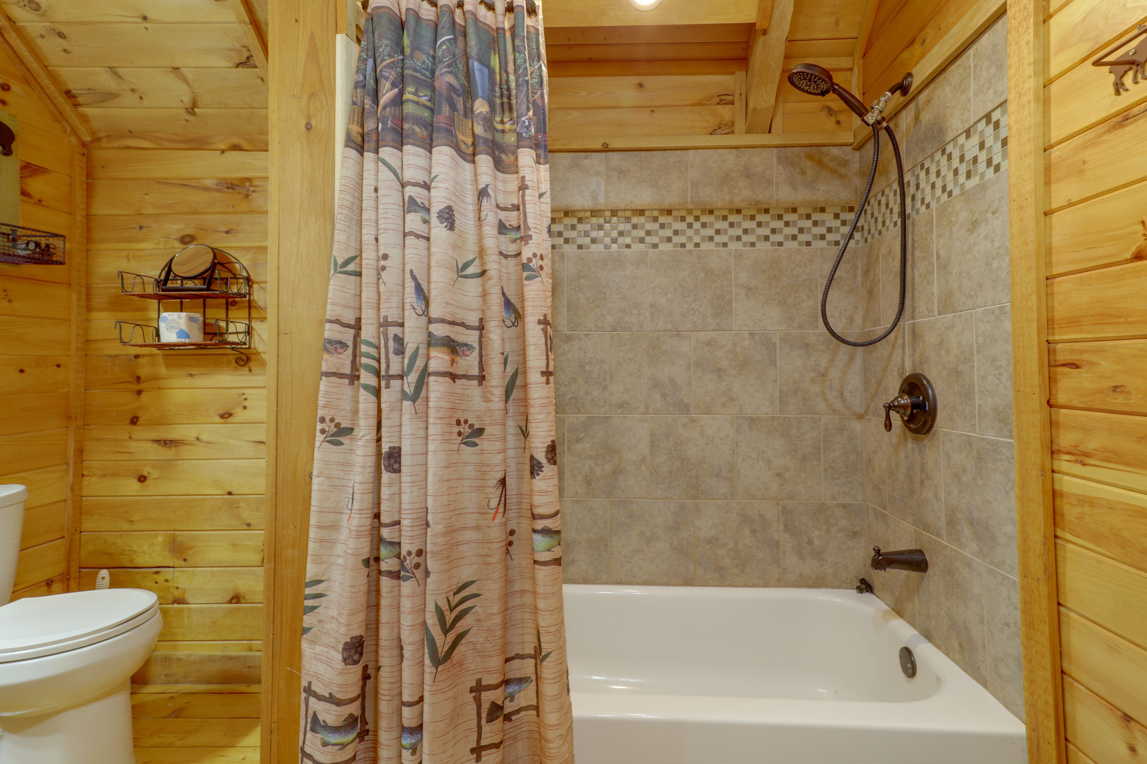 Full Bathroom | 2nd Floor