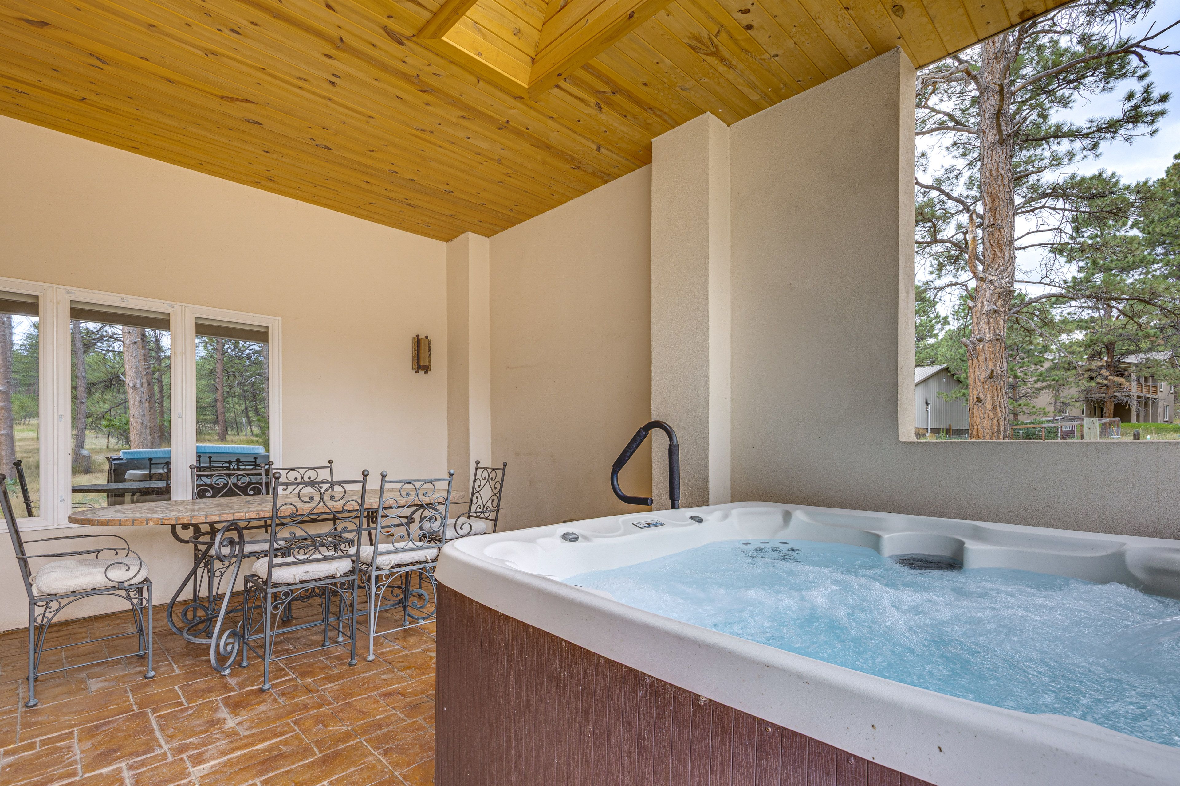 Colorado Springs Vacation Rental | 3BR | 1.5BA | 3,000 Sq Ft | 1 Step to Enter
