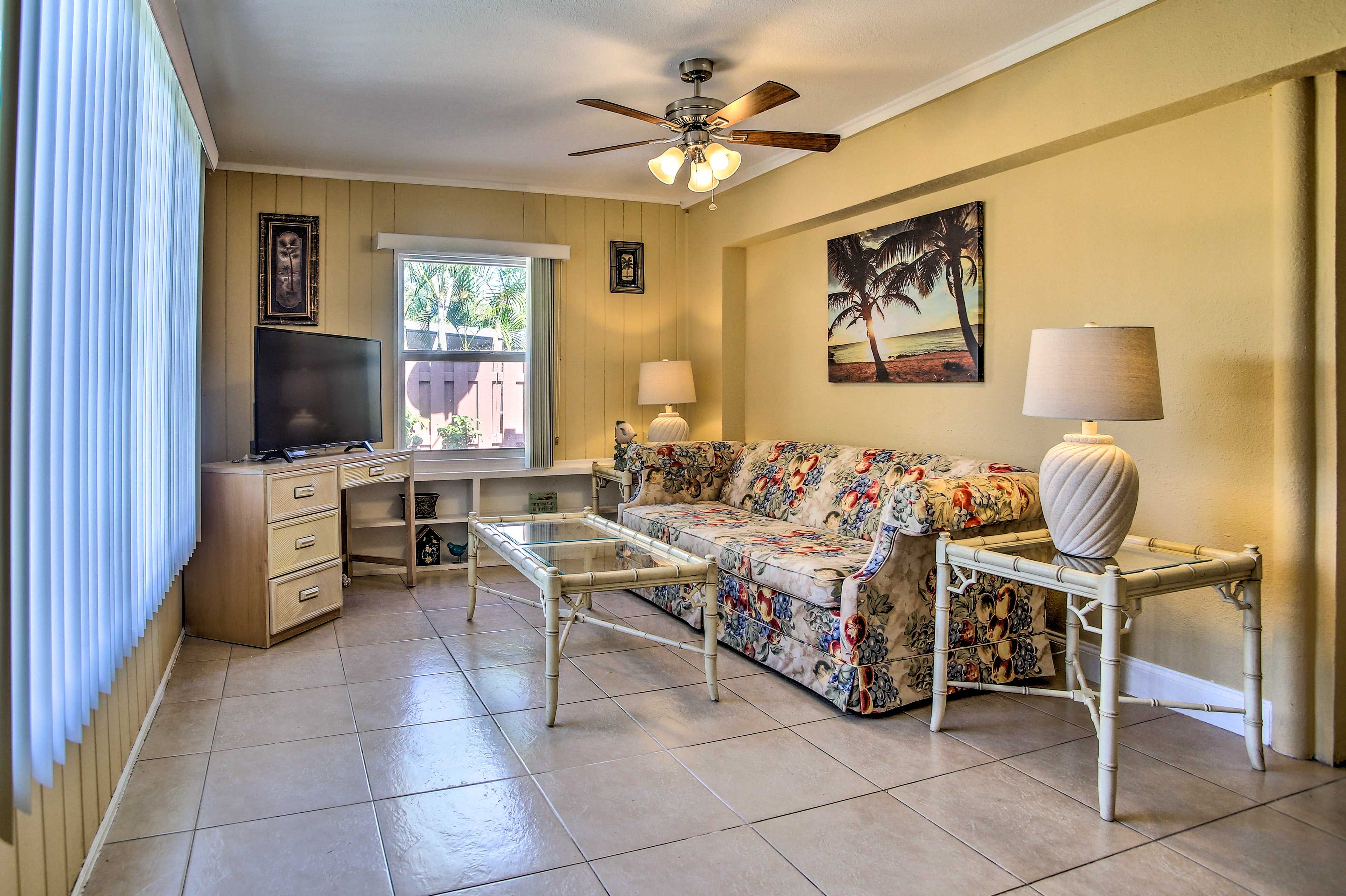Unit A | Living Room | Sleeper Sofa