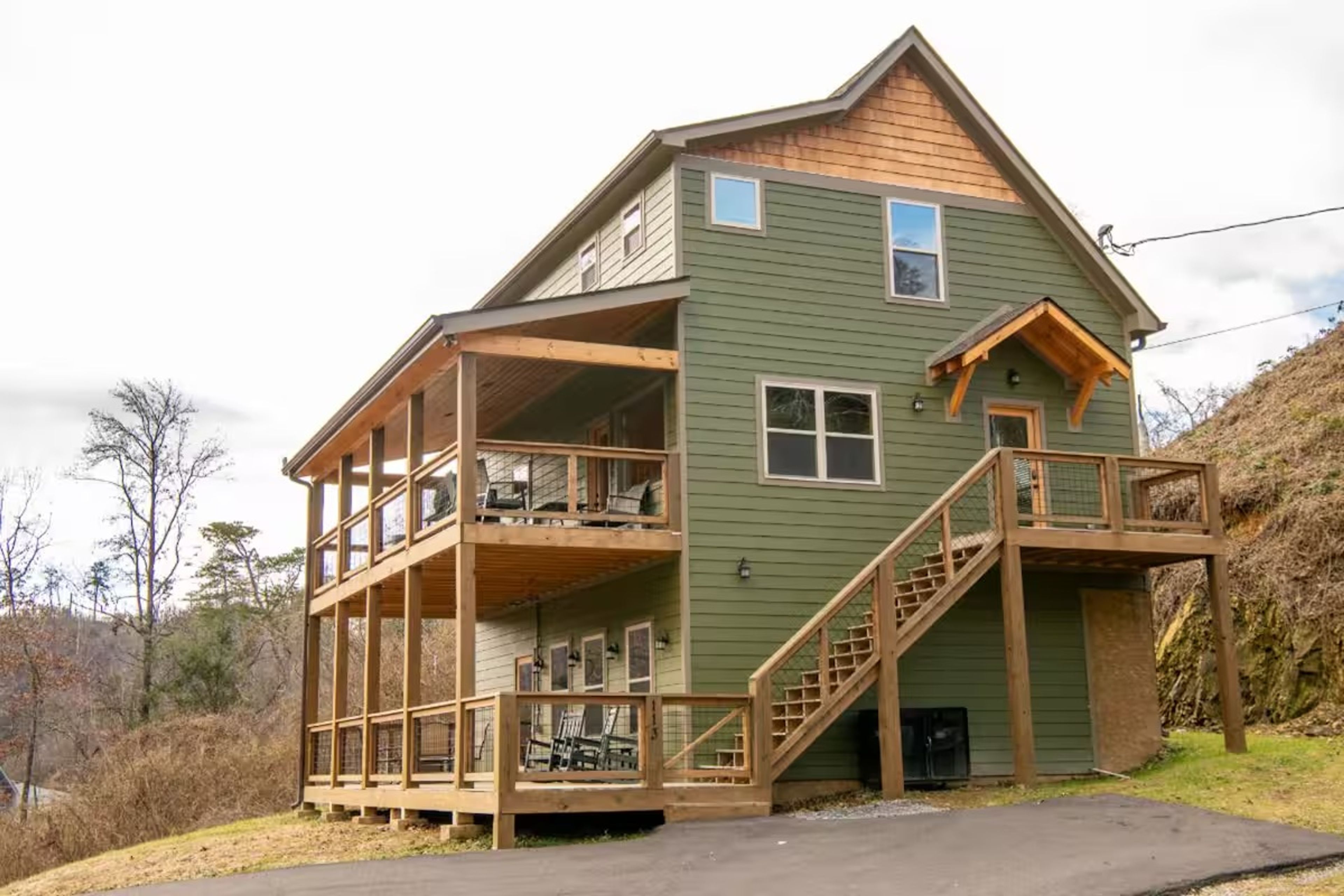 Multi-Level Cabin | Exterior