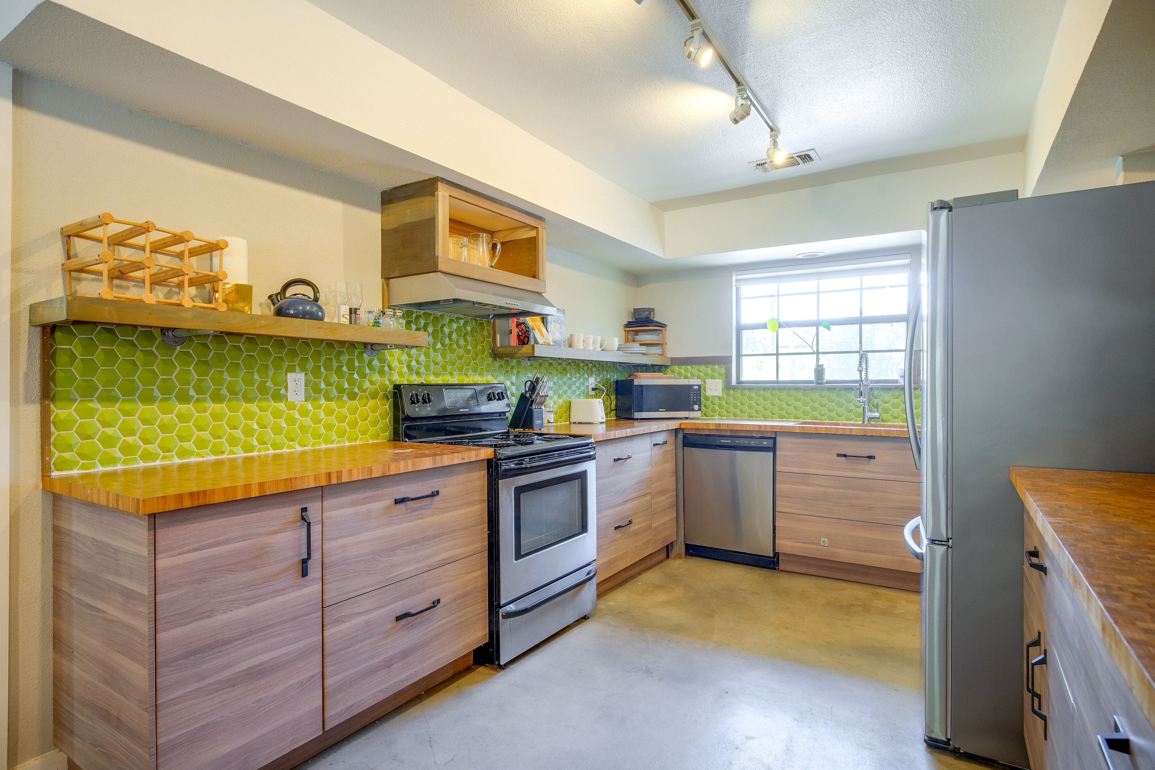 Kitchen | 1st Floor