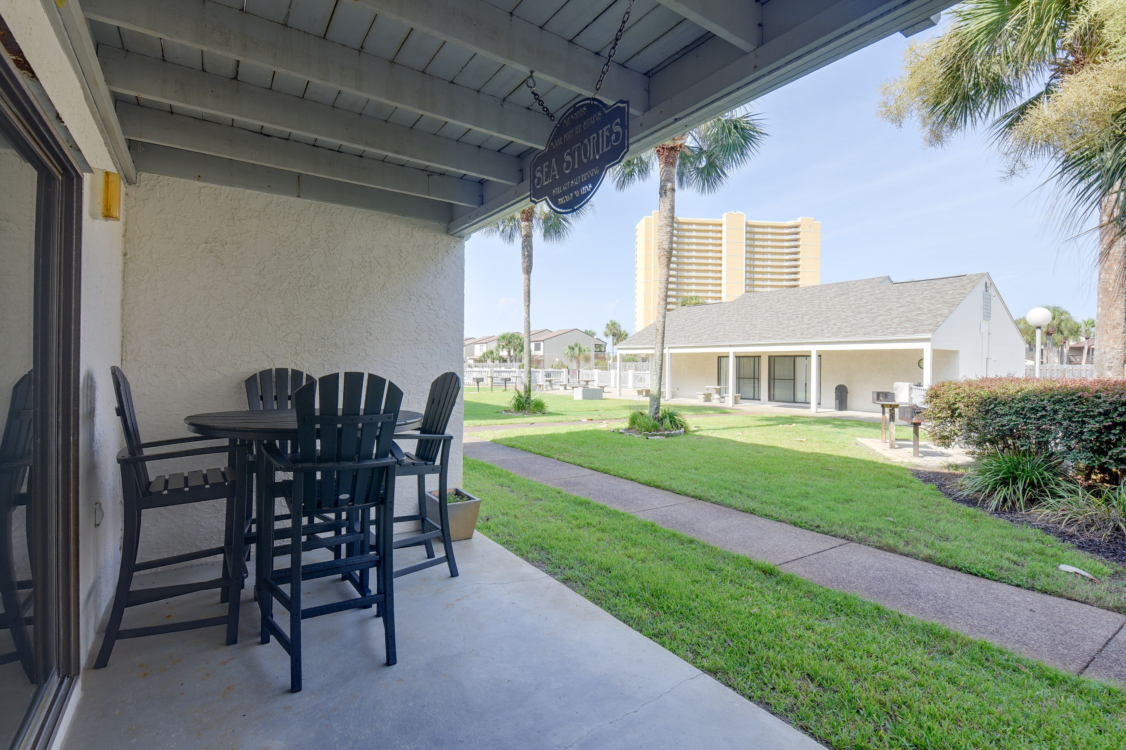 Patio | Dining Area
