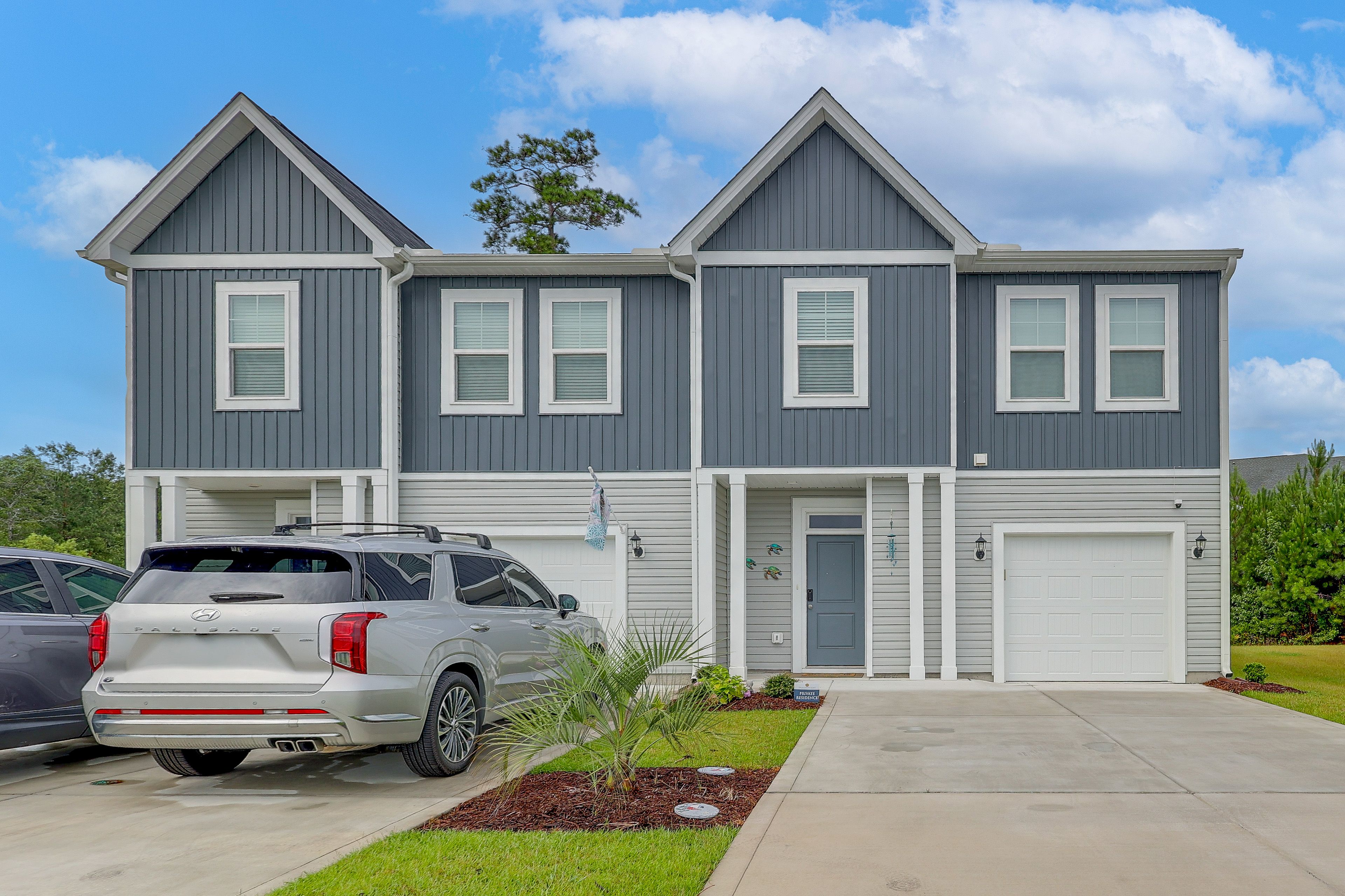 Exterior | Garage (1 Vehicle) | Driveway (4 Vehicles) | No Street Parking