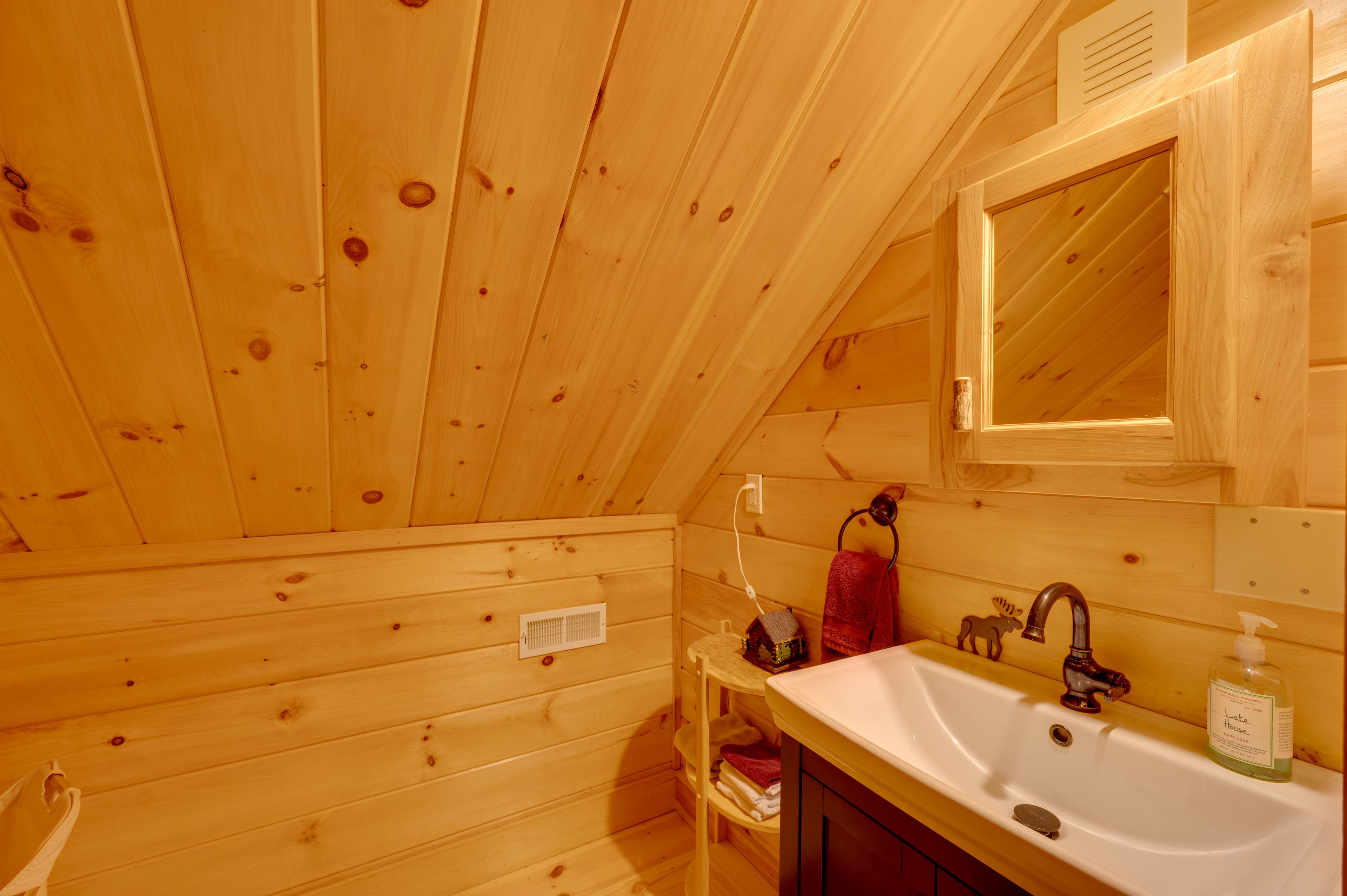 Half Bathroom | 2nd Floor