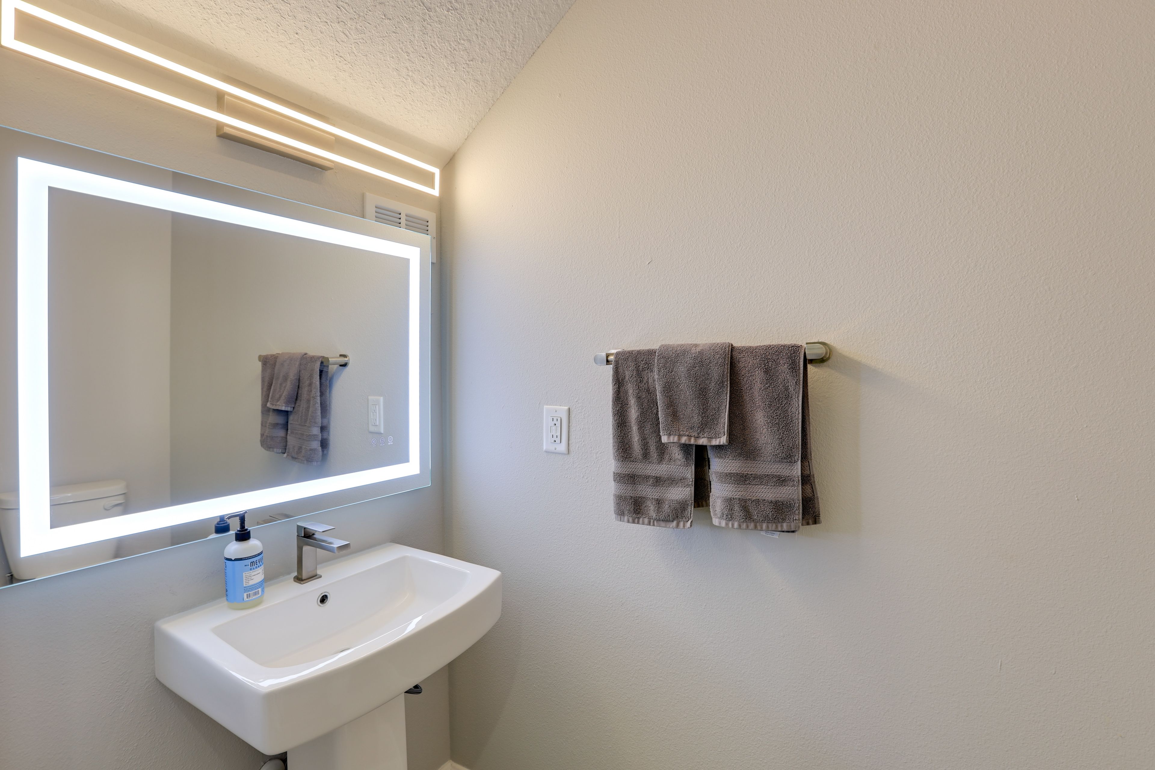 Unit 1 | Half Bathroom | 1st Floor