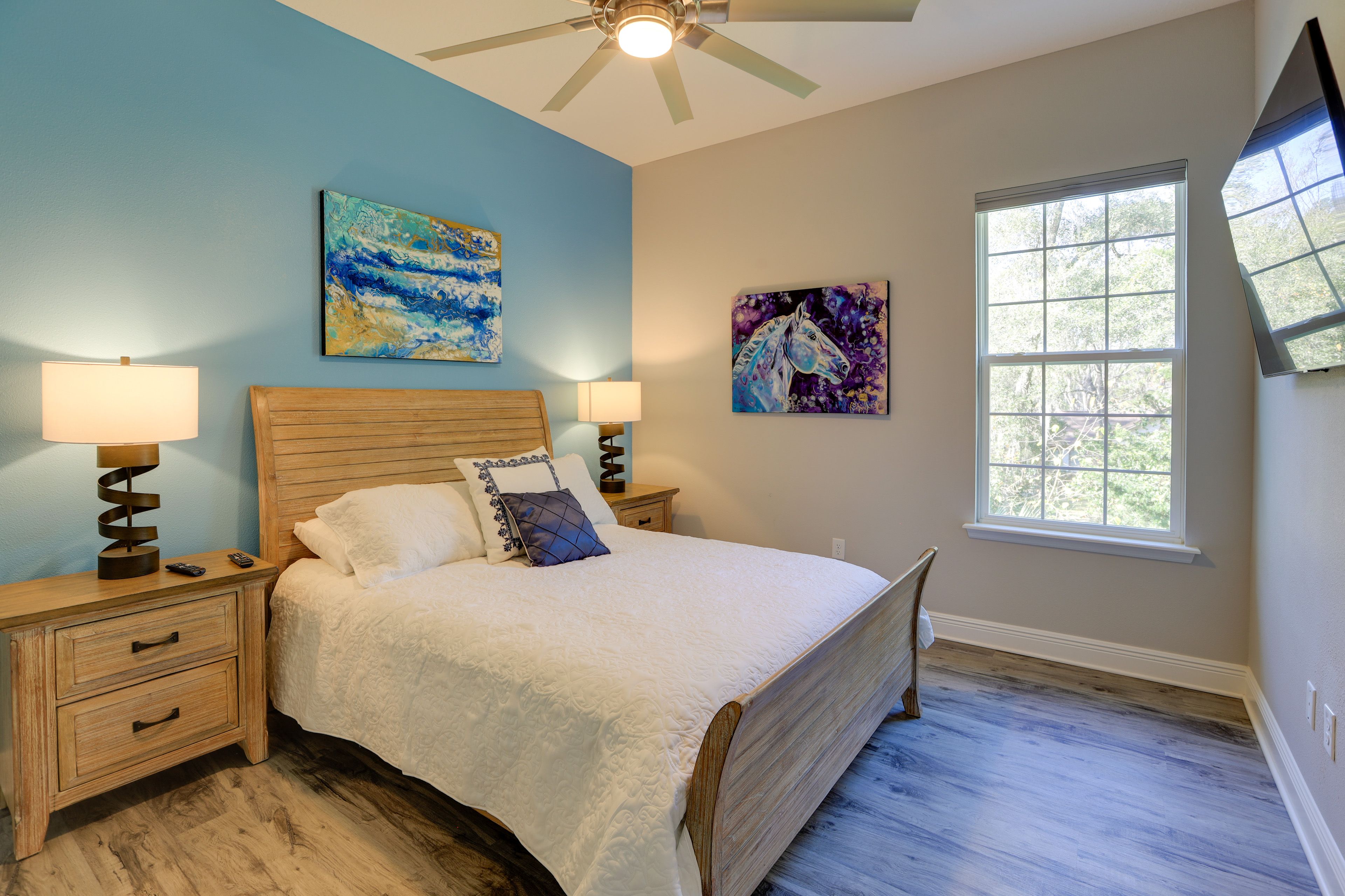 Unit 2 | Bedroom 5 | Queen | 2nd Floor | TV