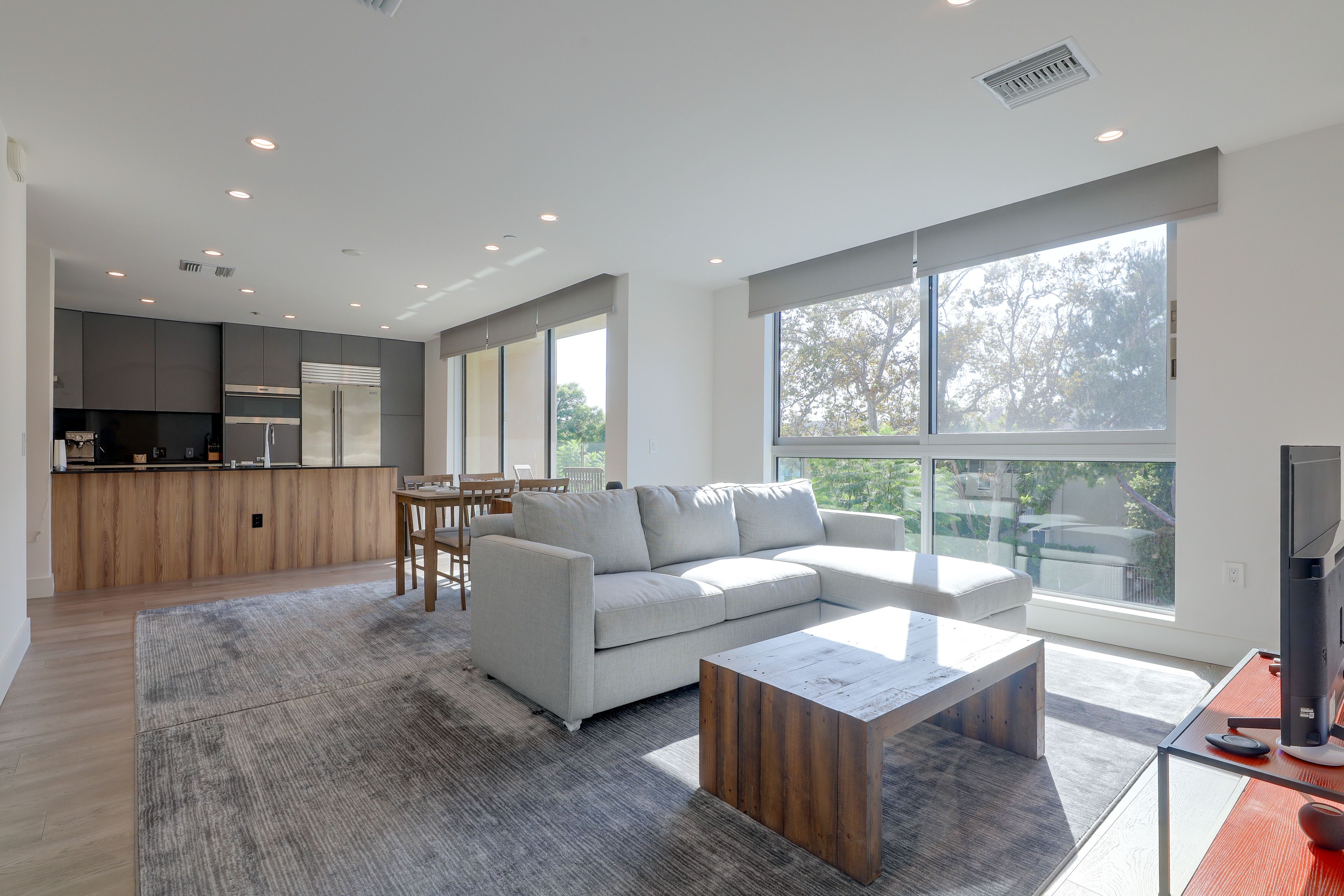 Los Angeles Vacation Rental | 1BR | 2BA | 1,400 Sq Ft