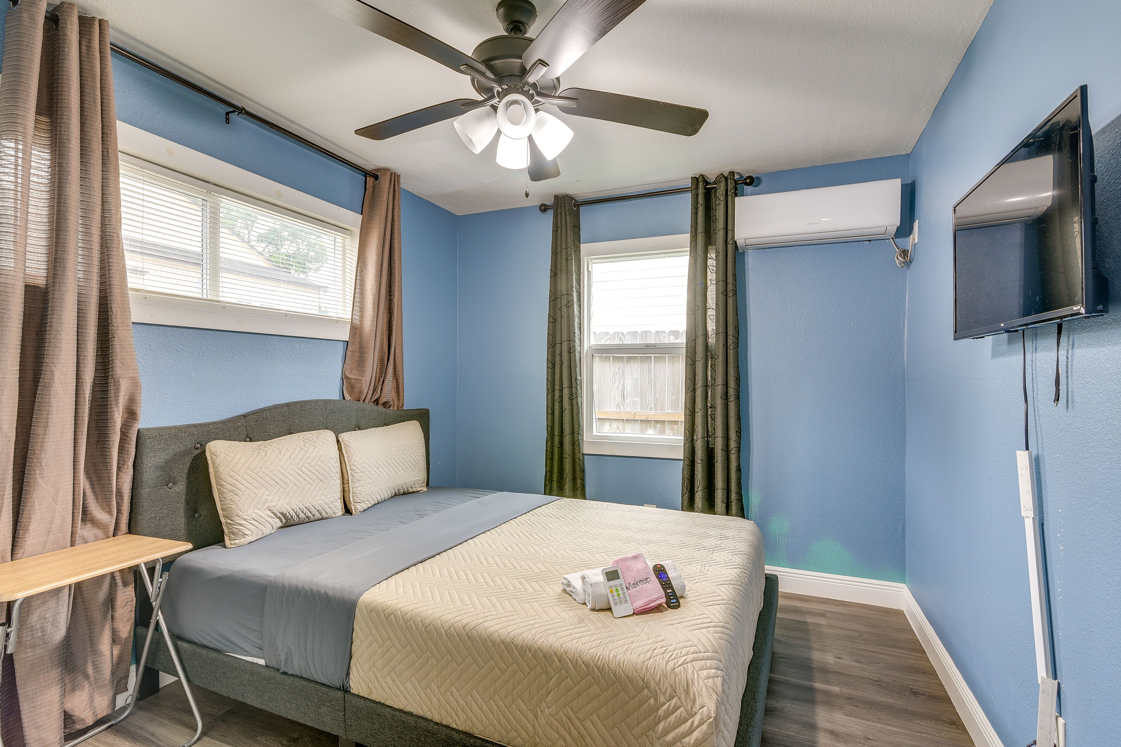 Houston Family Retreat | Bedroom 4 | Queen Bed