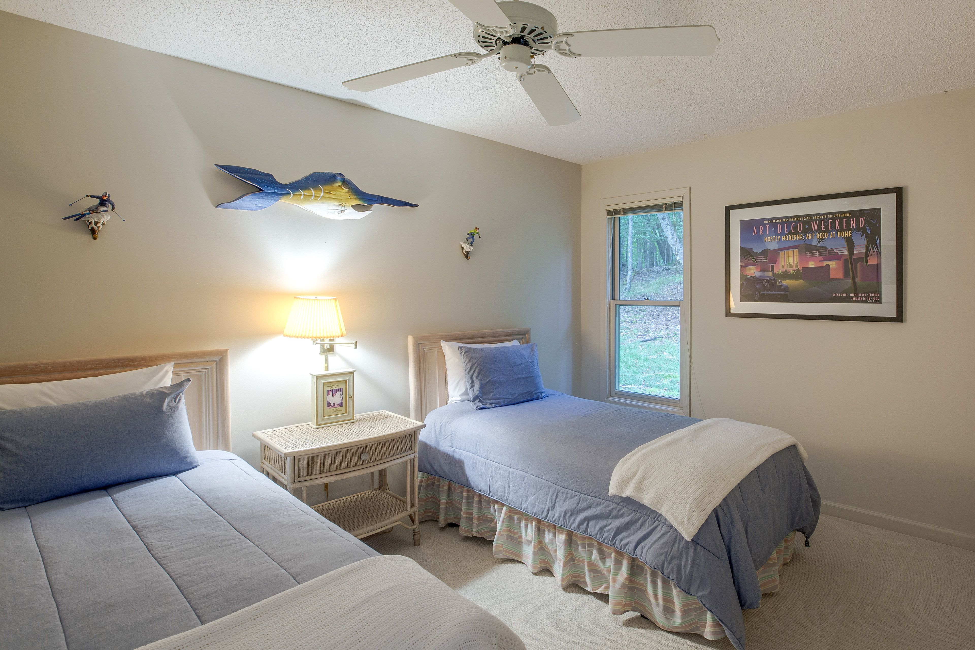Bedroom 3 | 2 Twin Beds | 1st Floor