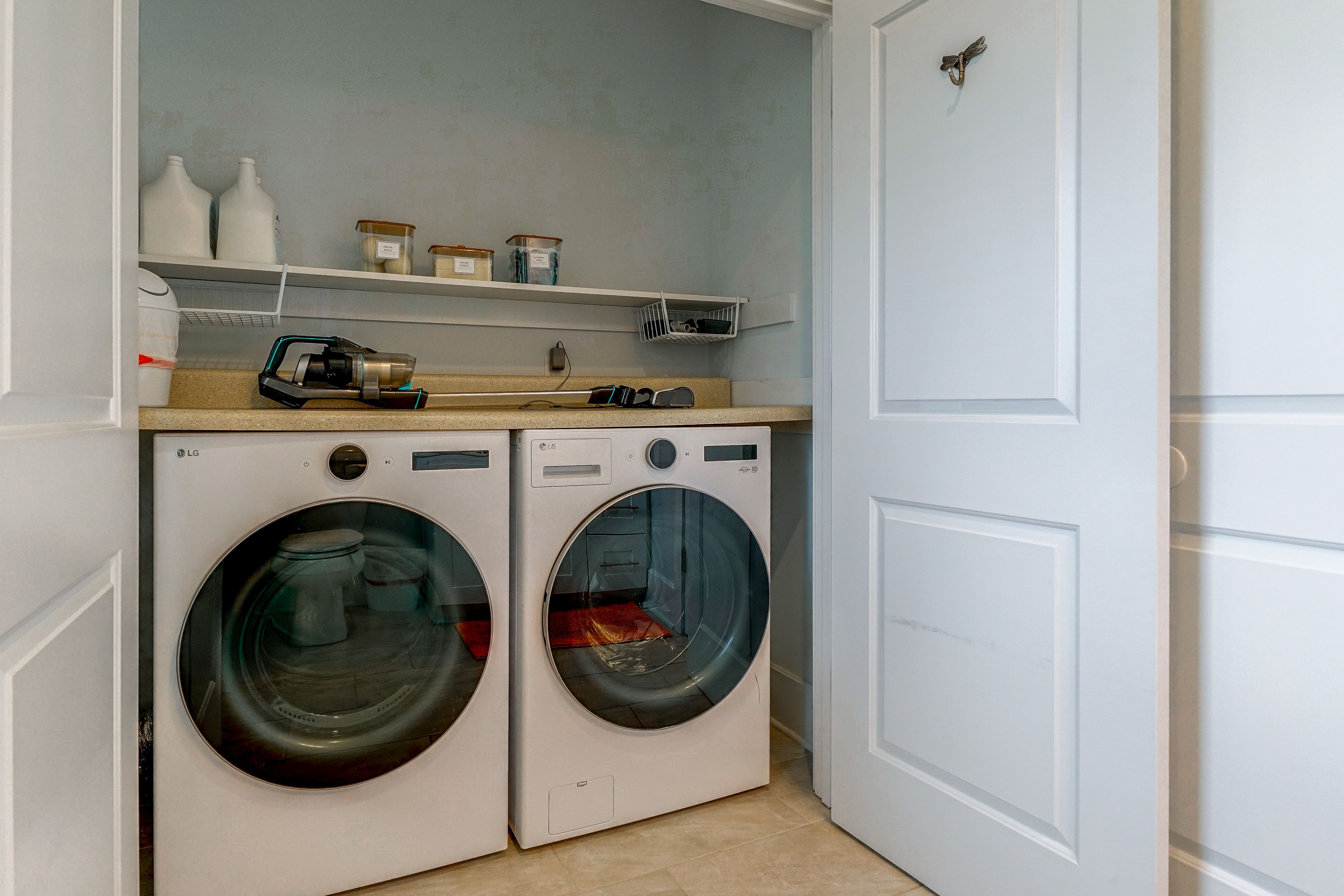 Washer & Dryer