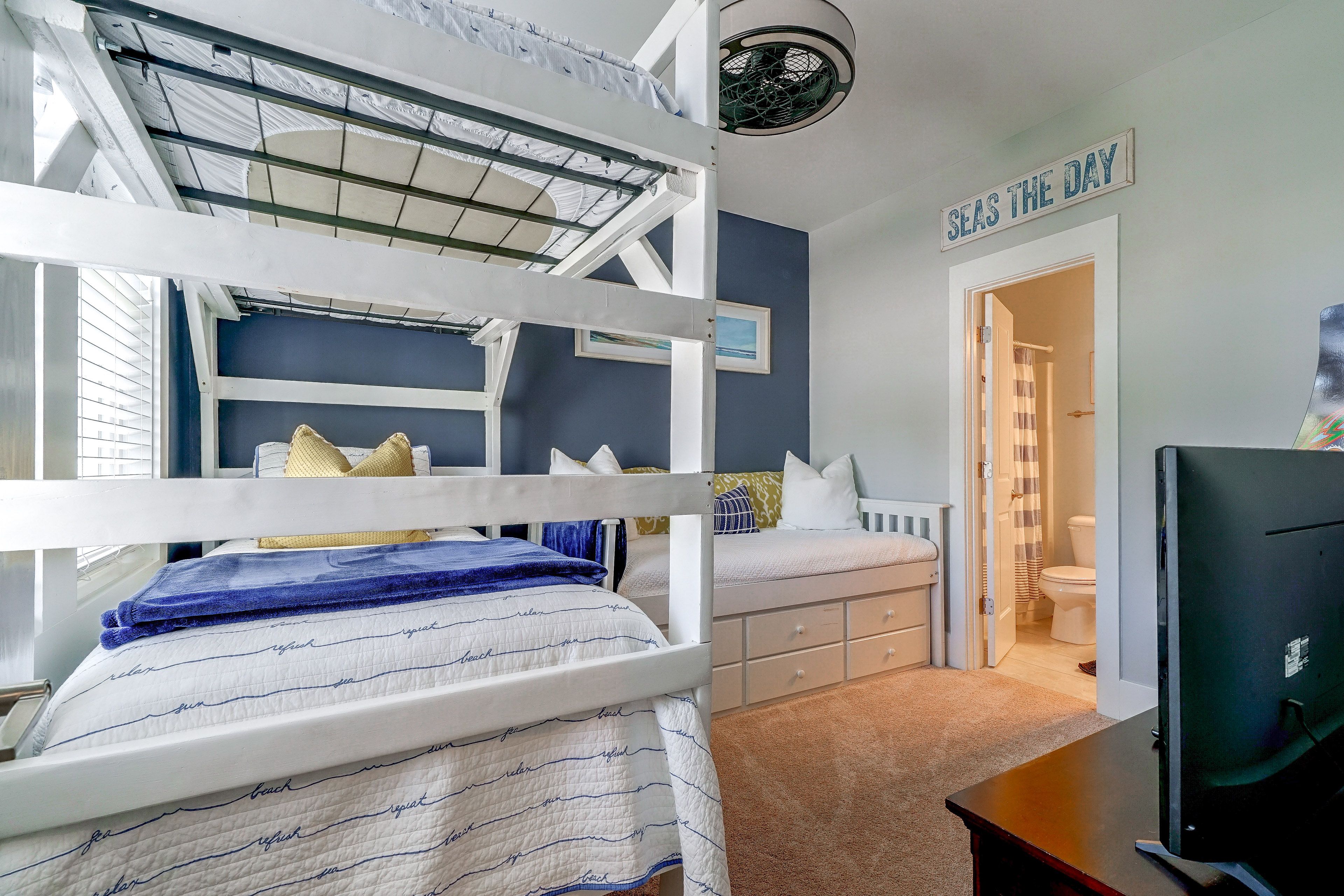 Bedroom | Twin Bunk Bed | Twin Daybed w/ Twin Trundle | En-Suite Bathroom