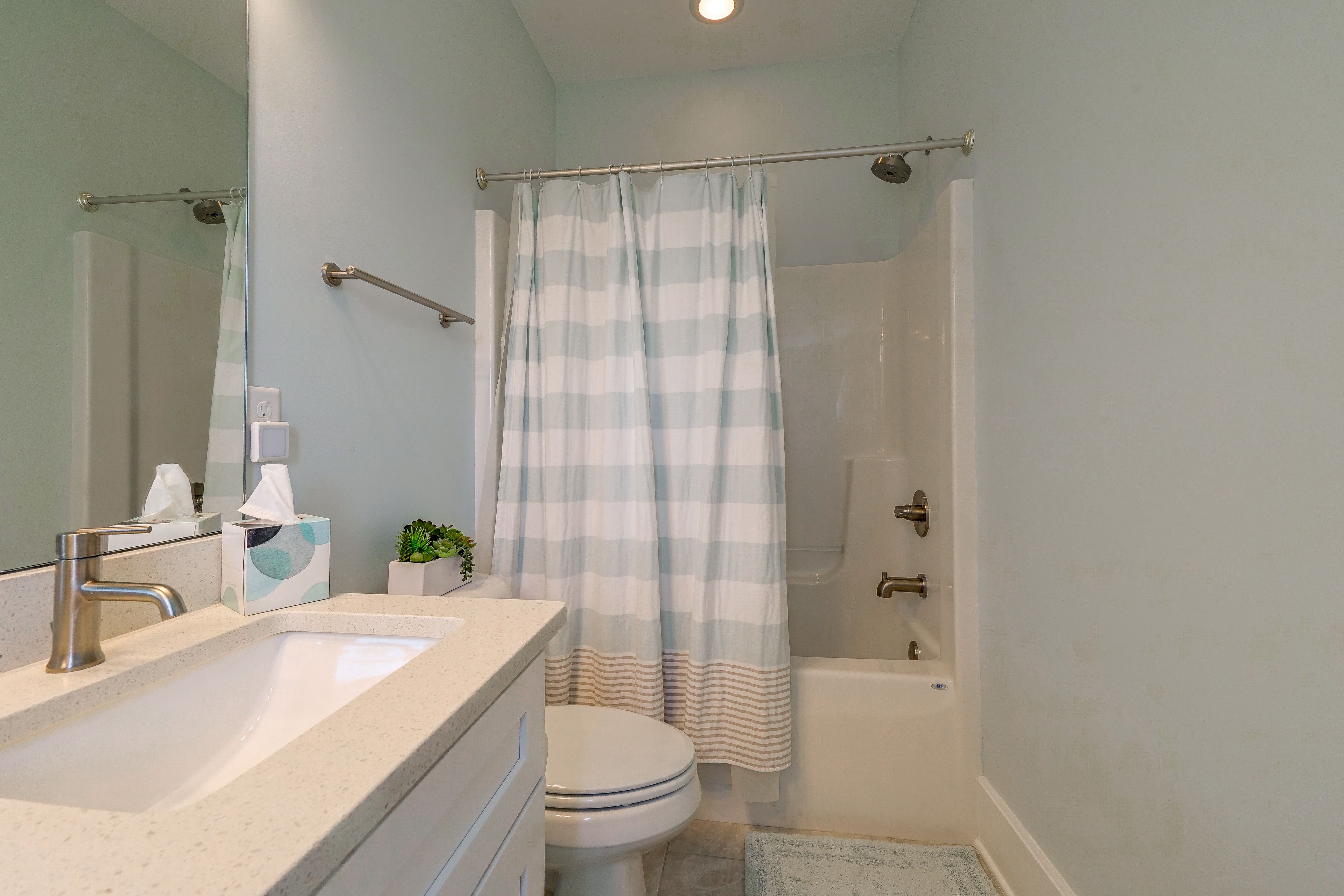 En-Suite Bathroom