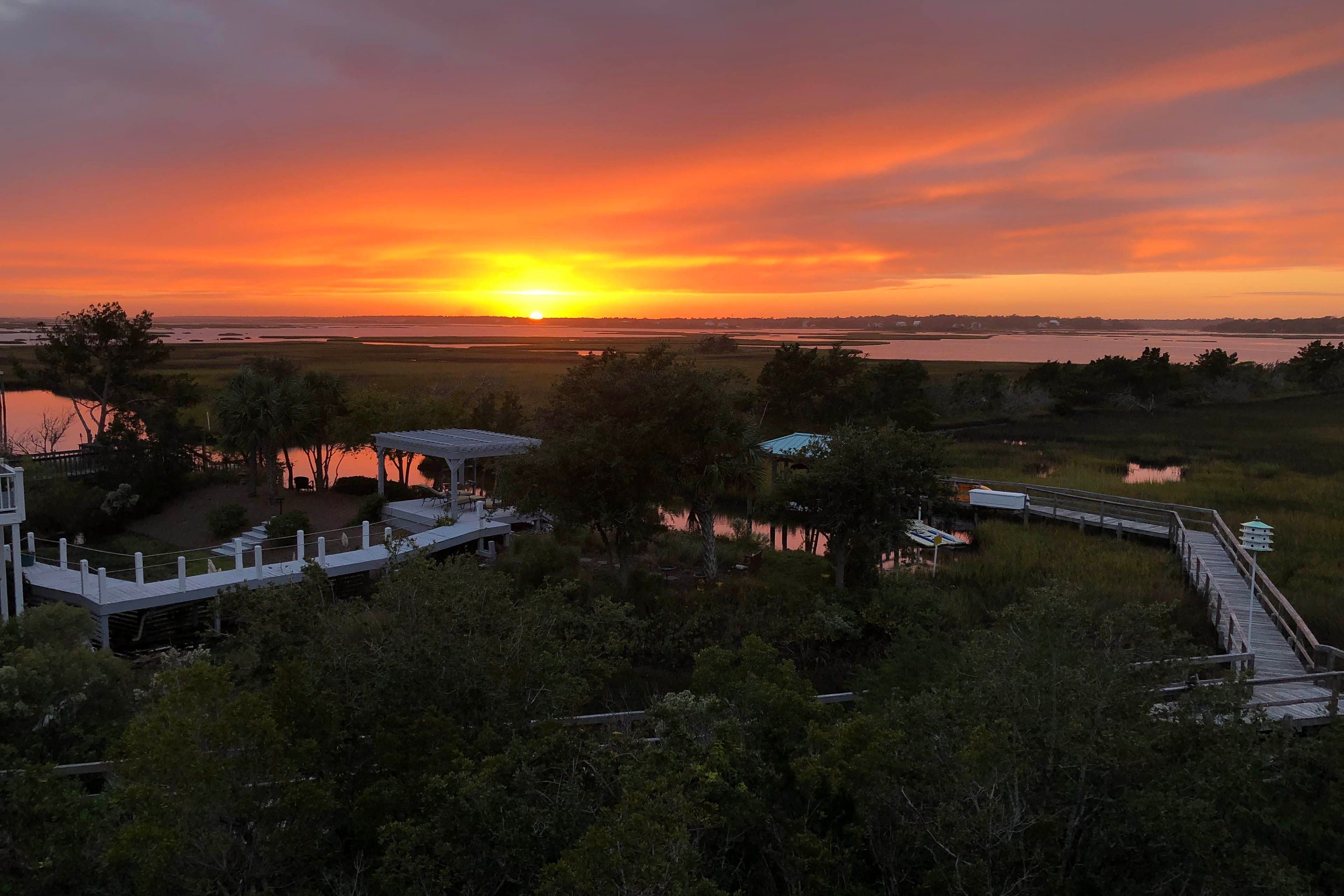 ICW & Sunset Views