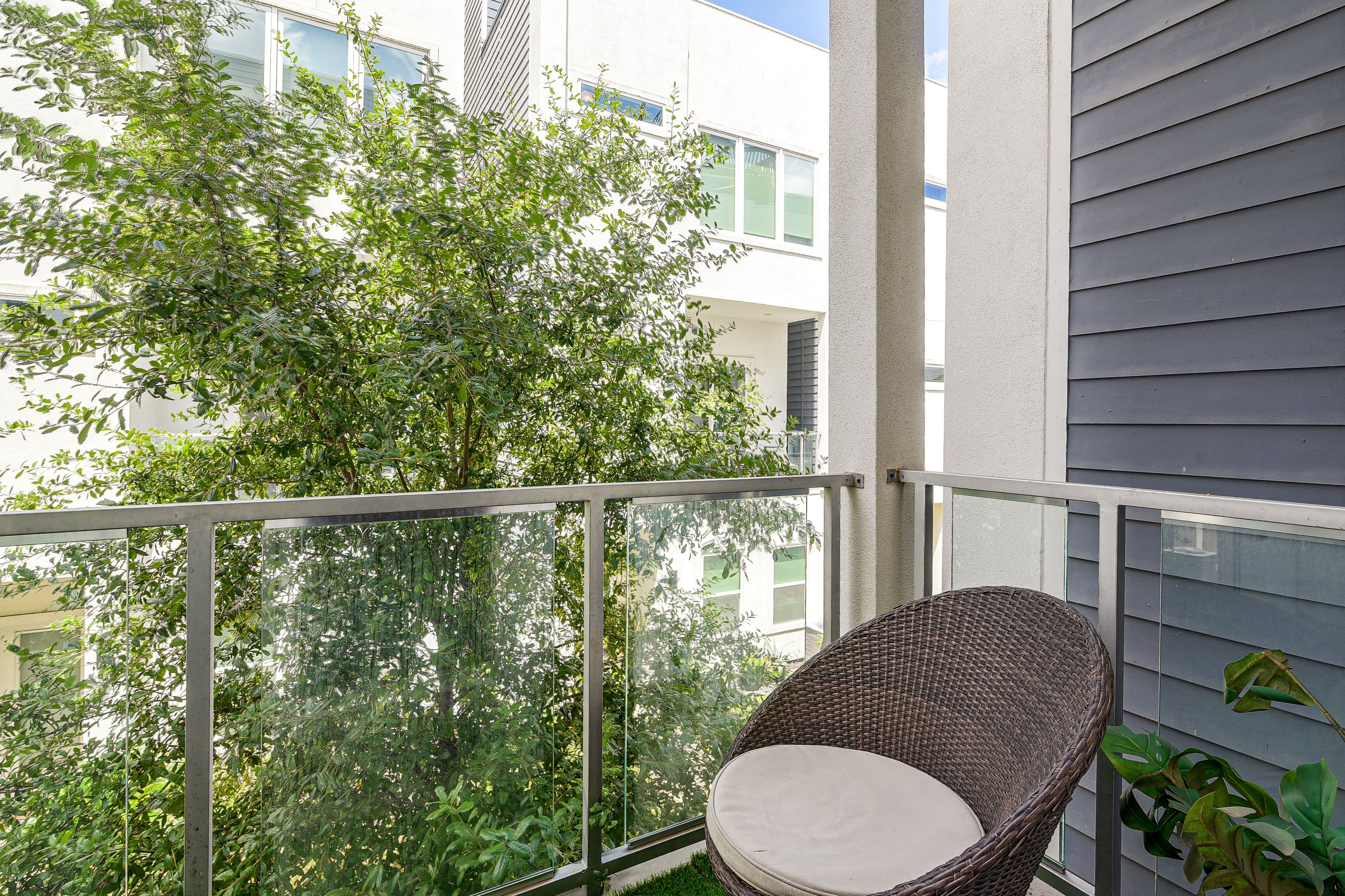 Private Balcony | Outdoor Seating