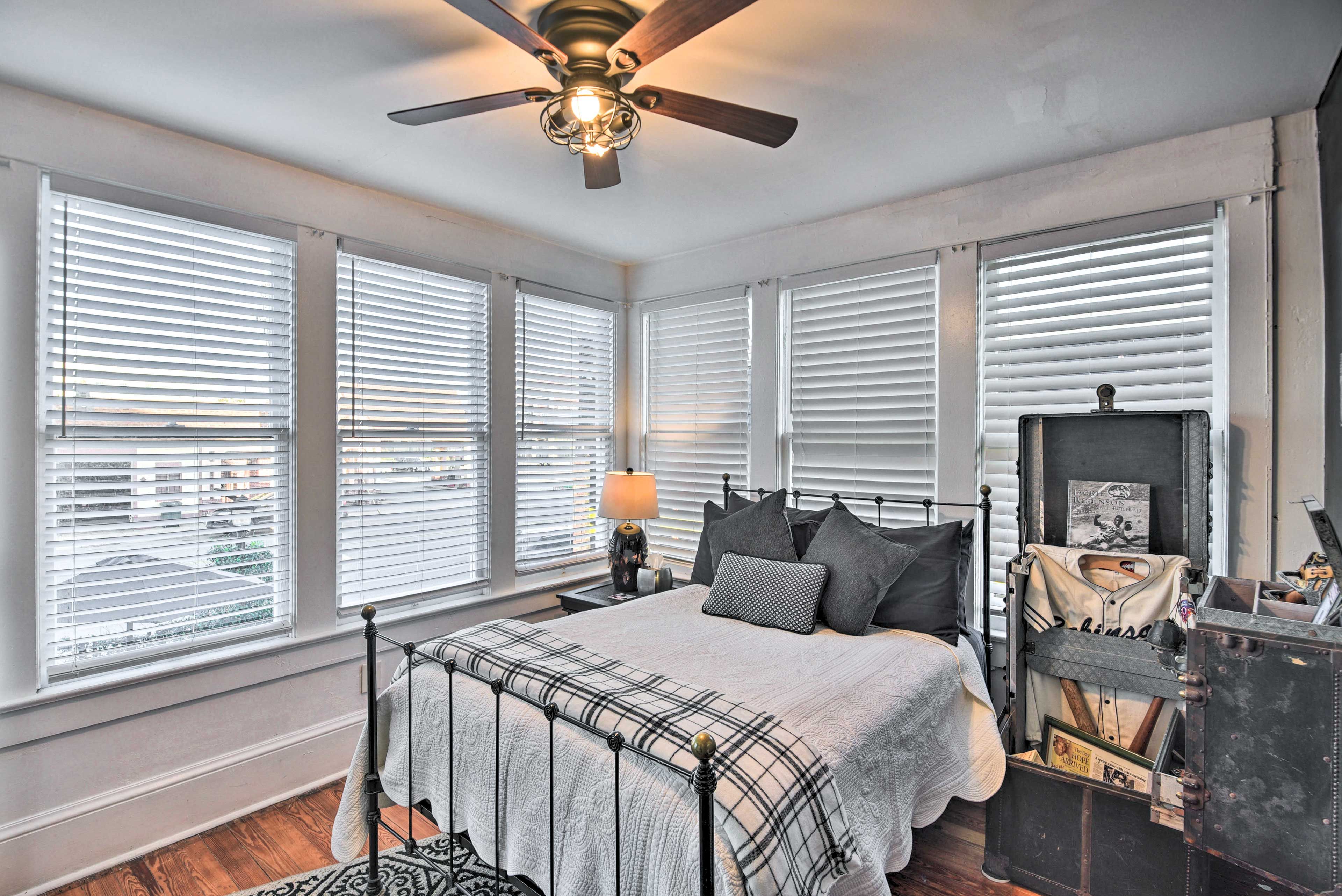 Lower Level | Bedroom 1 | Full Bed | Linens Provided