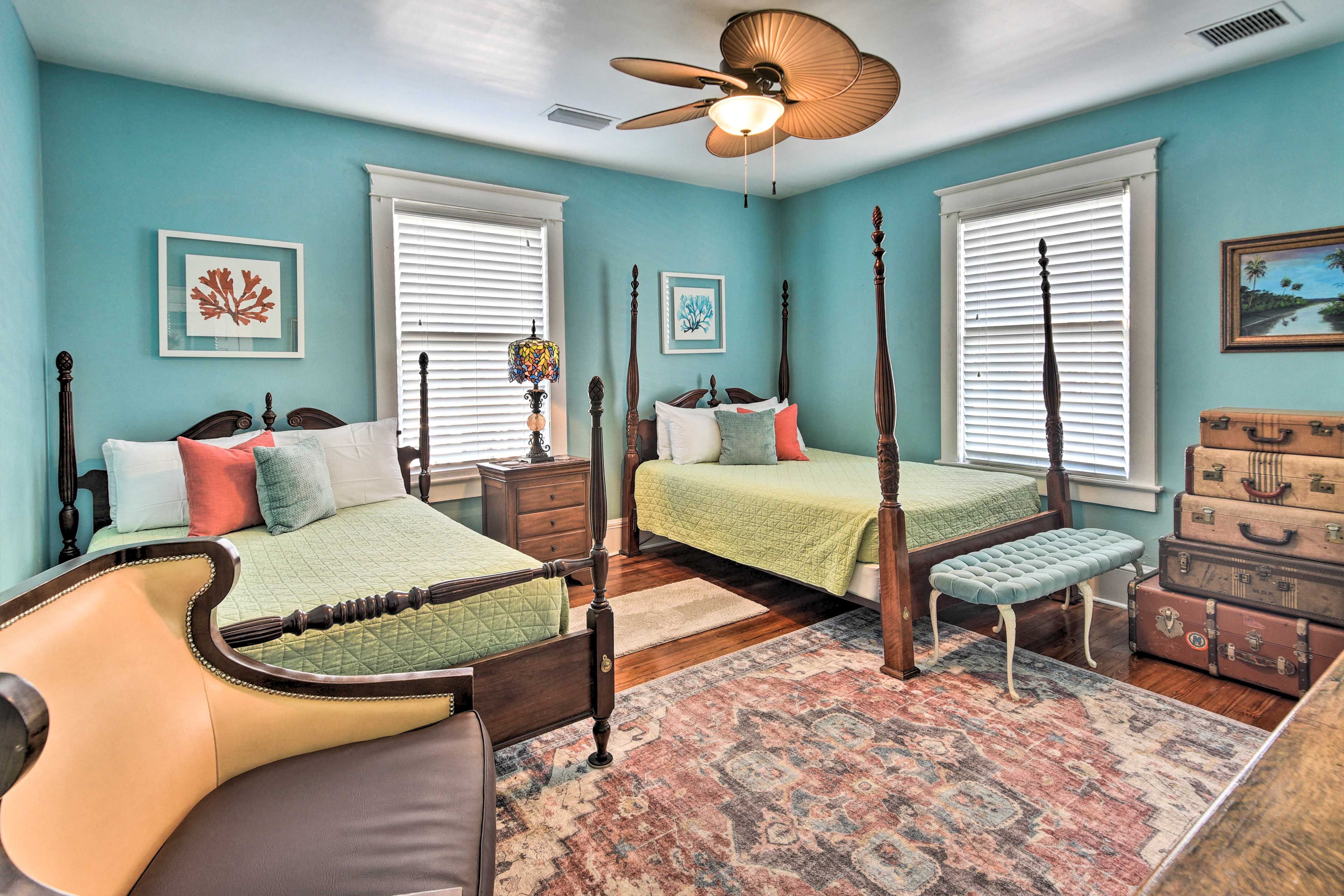 Upper Level | Bedroom 4 | Queen Bed | Full Bed