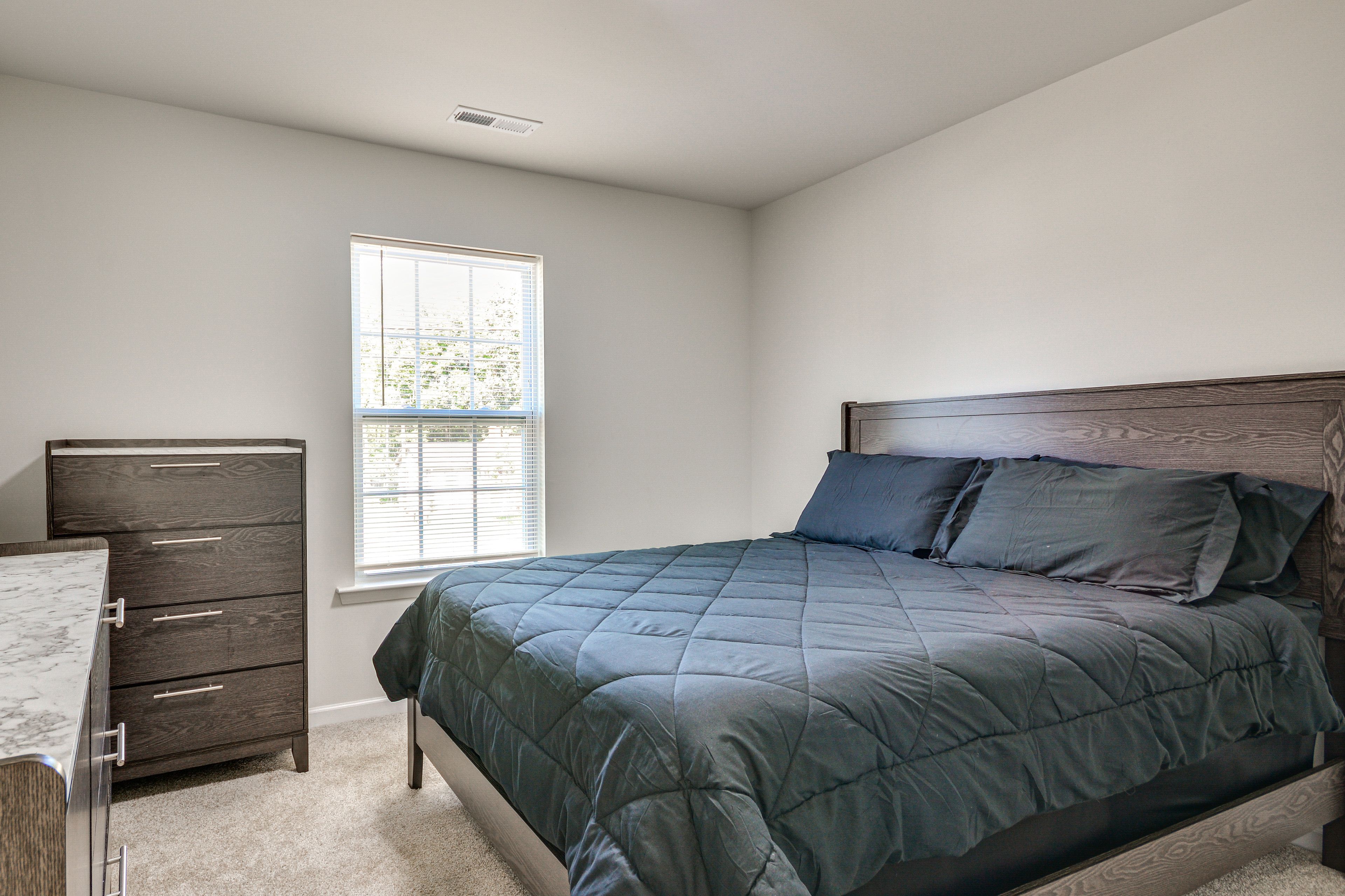 Bedroom 3 | Queen Bed | 2nd Floor
