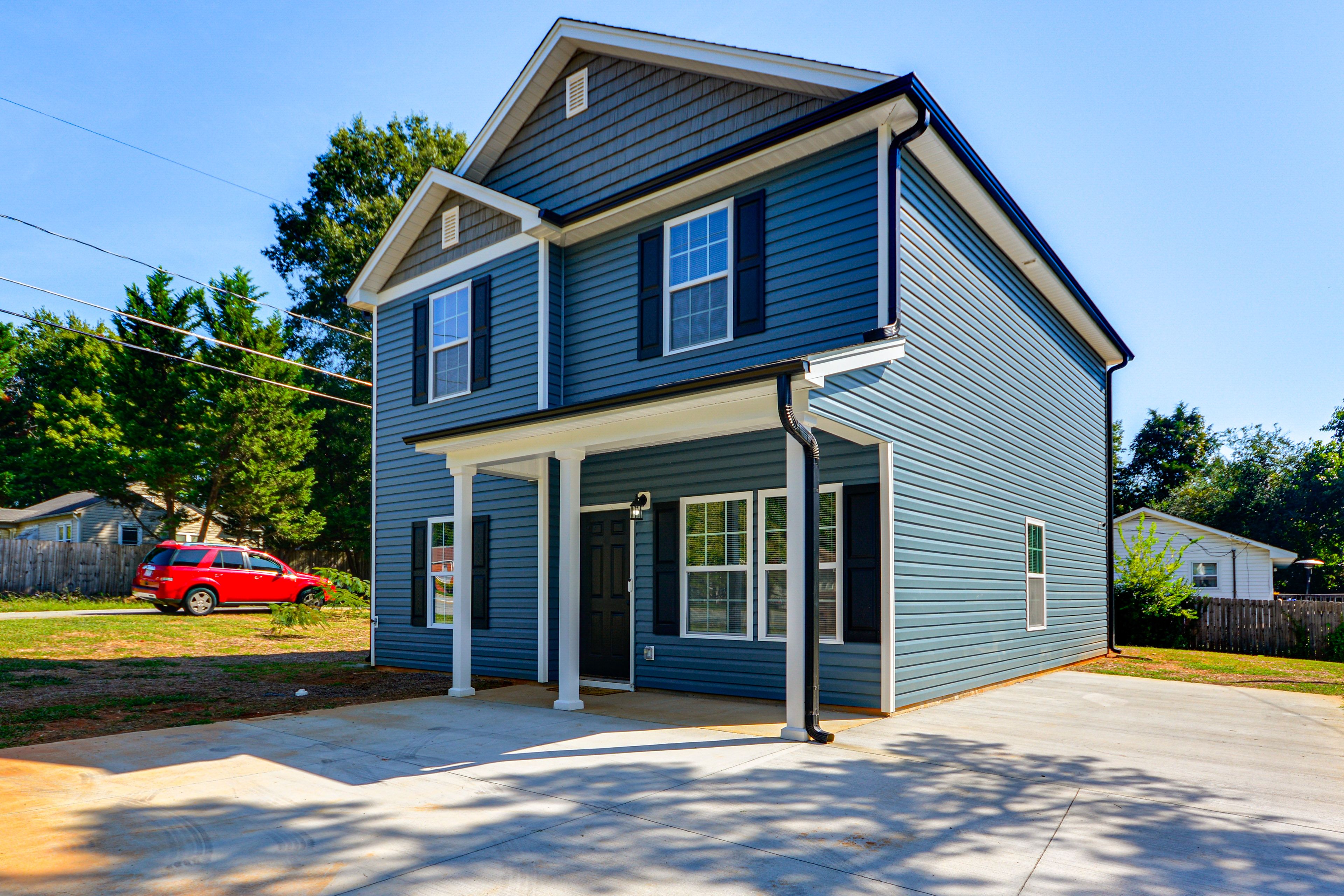 Driveway Parking | 4 Vehicles
