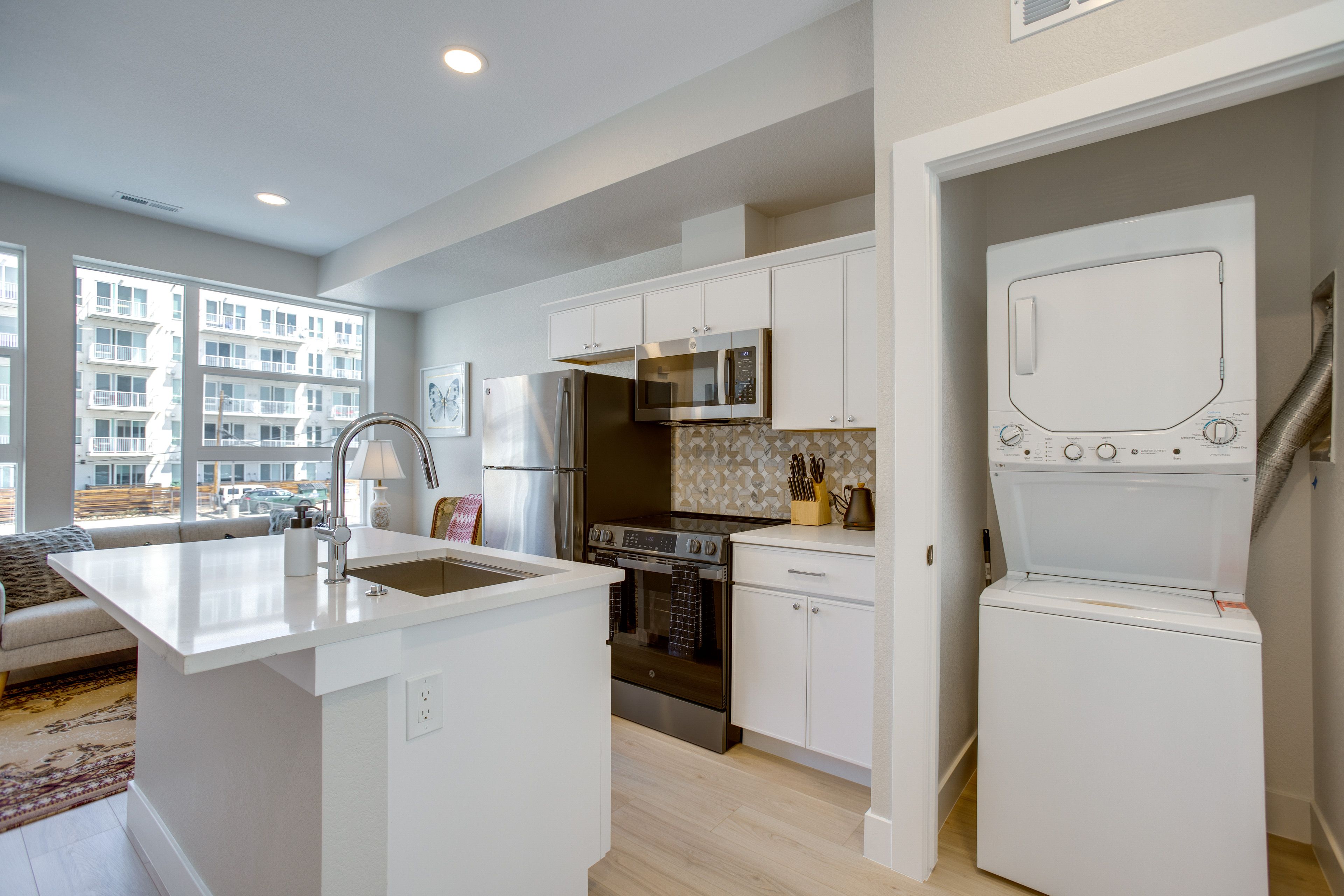 Kitchen | Dishwasher