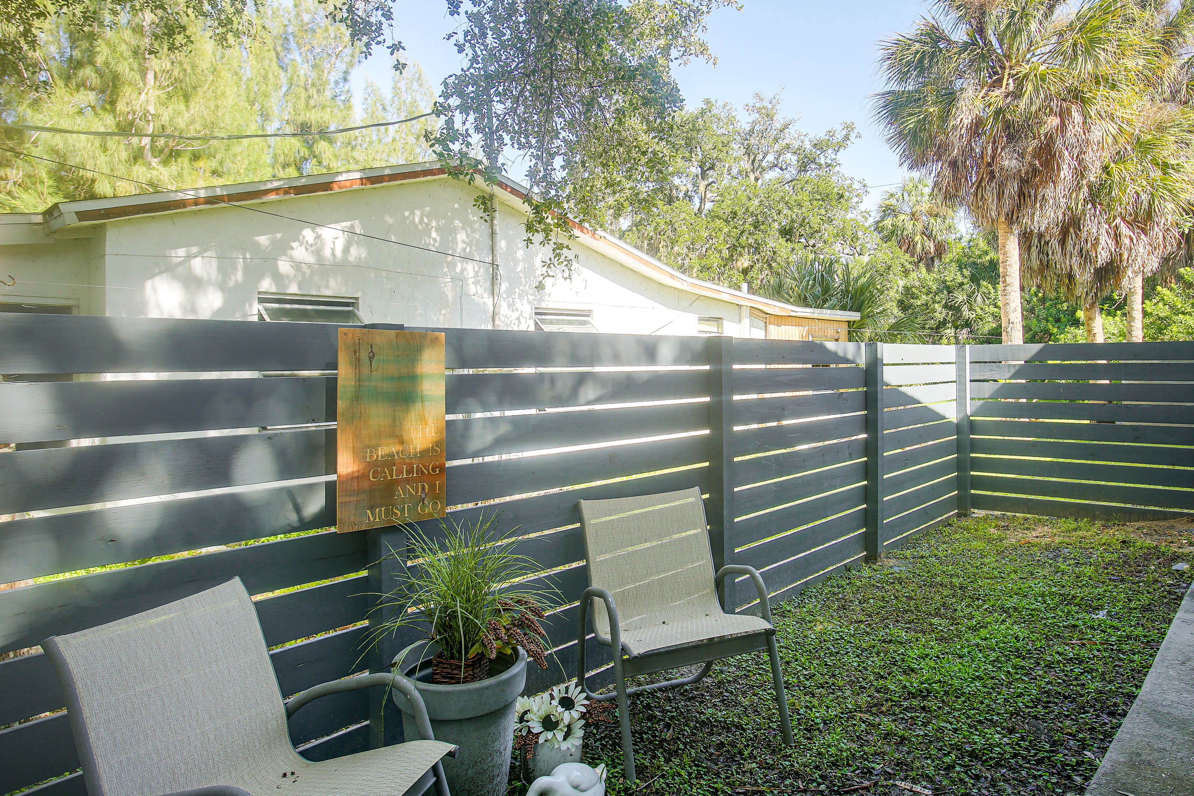 Private Yard Seating