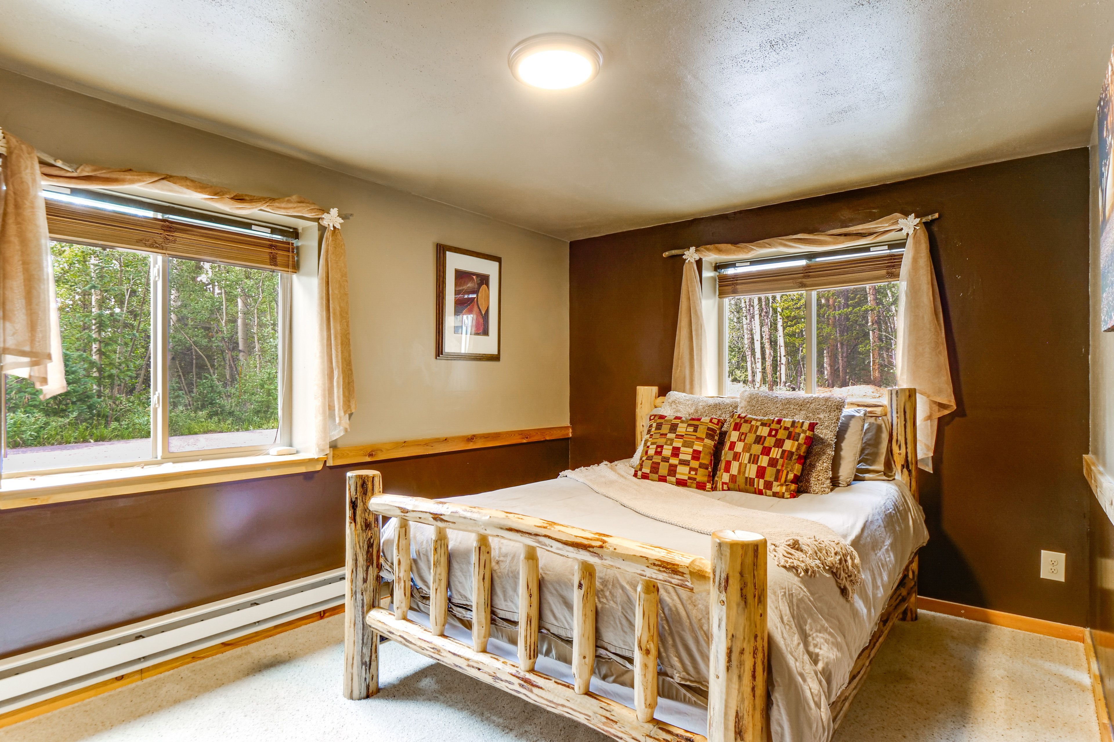 Bedroom 2 | Queen Bed | Basement