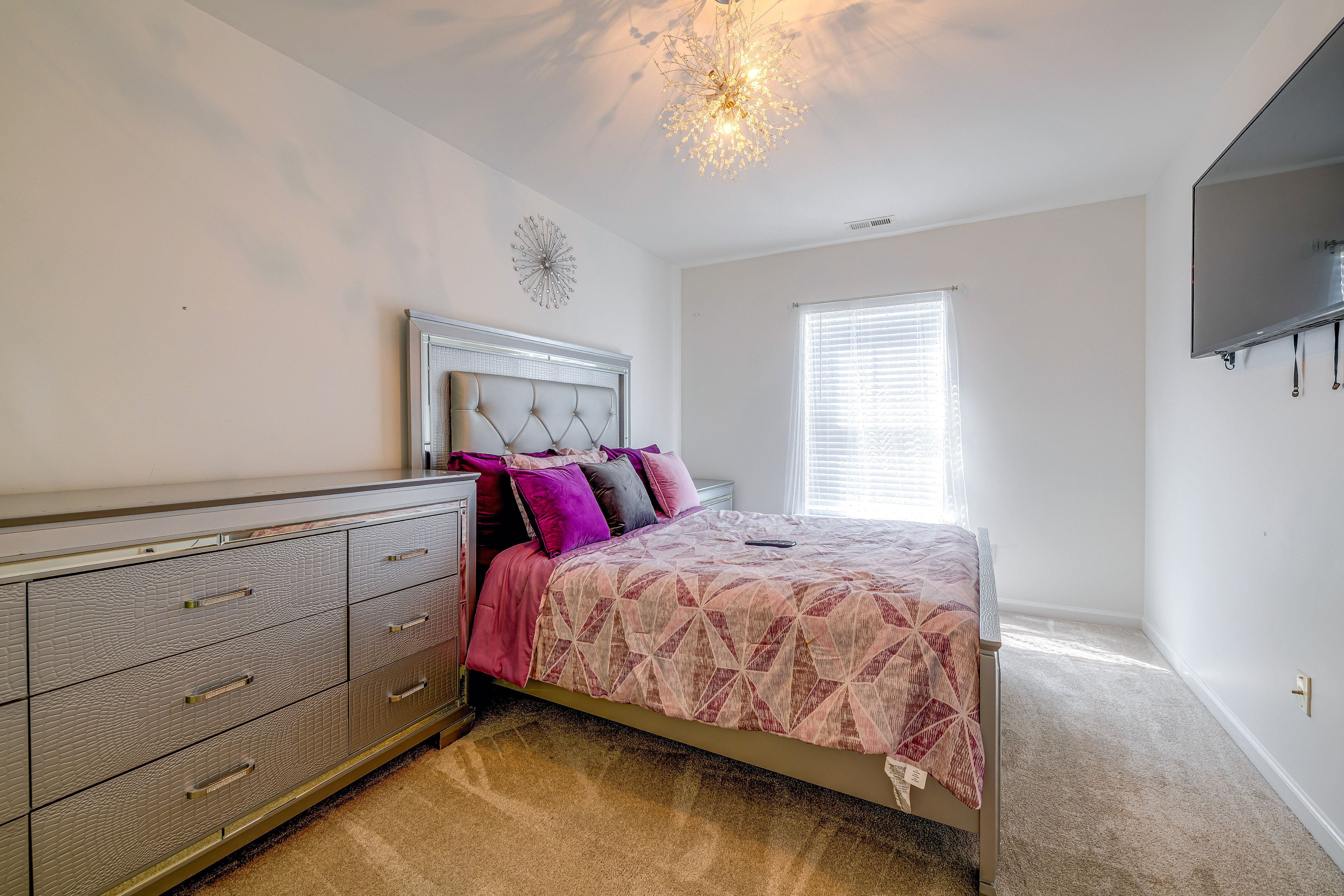 Bedroom 2 | Queen Bed | 2nd Floor