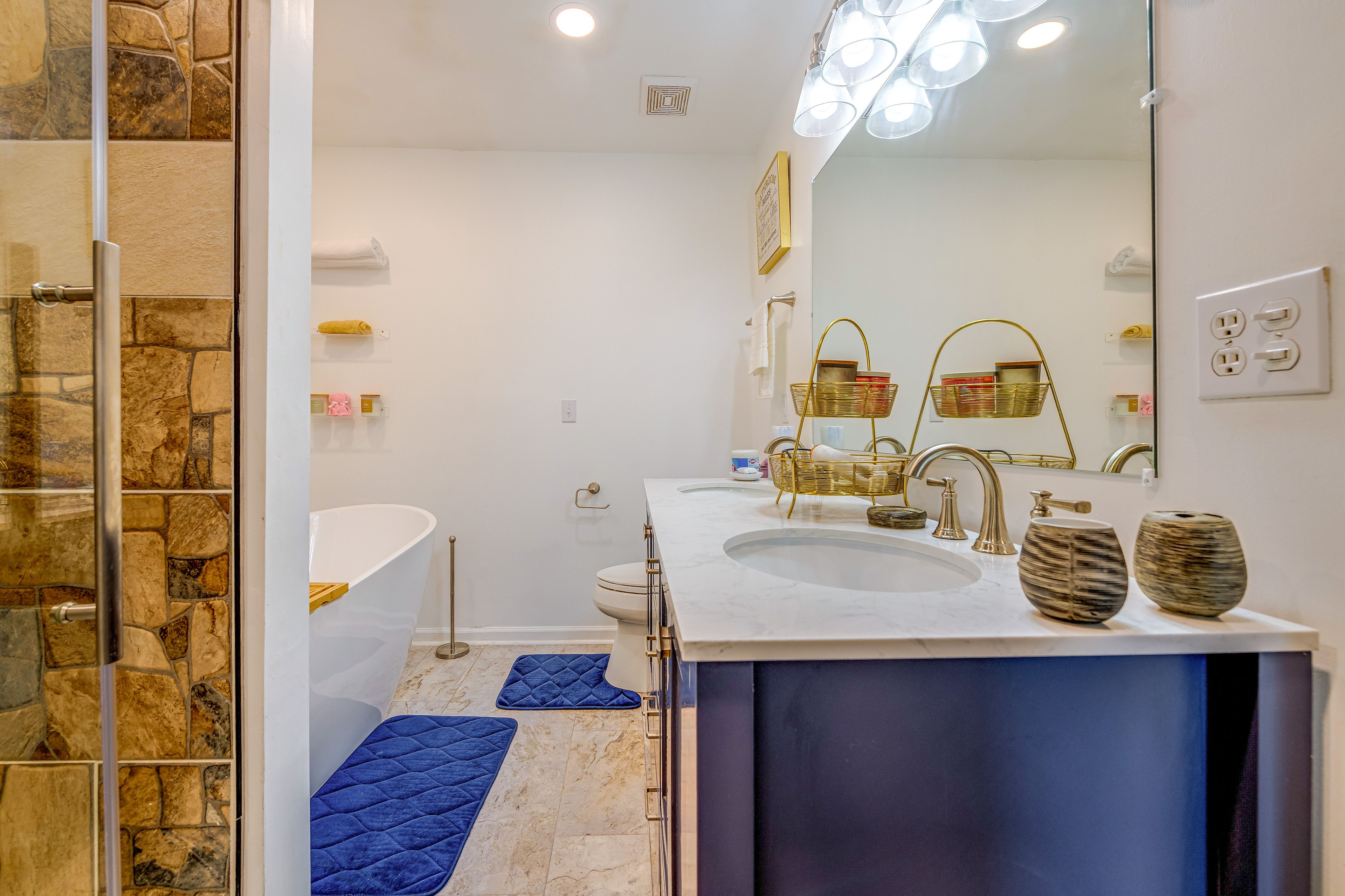 En-Suite Bathroom | 3rd Floor