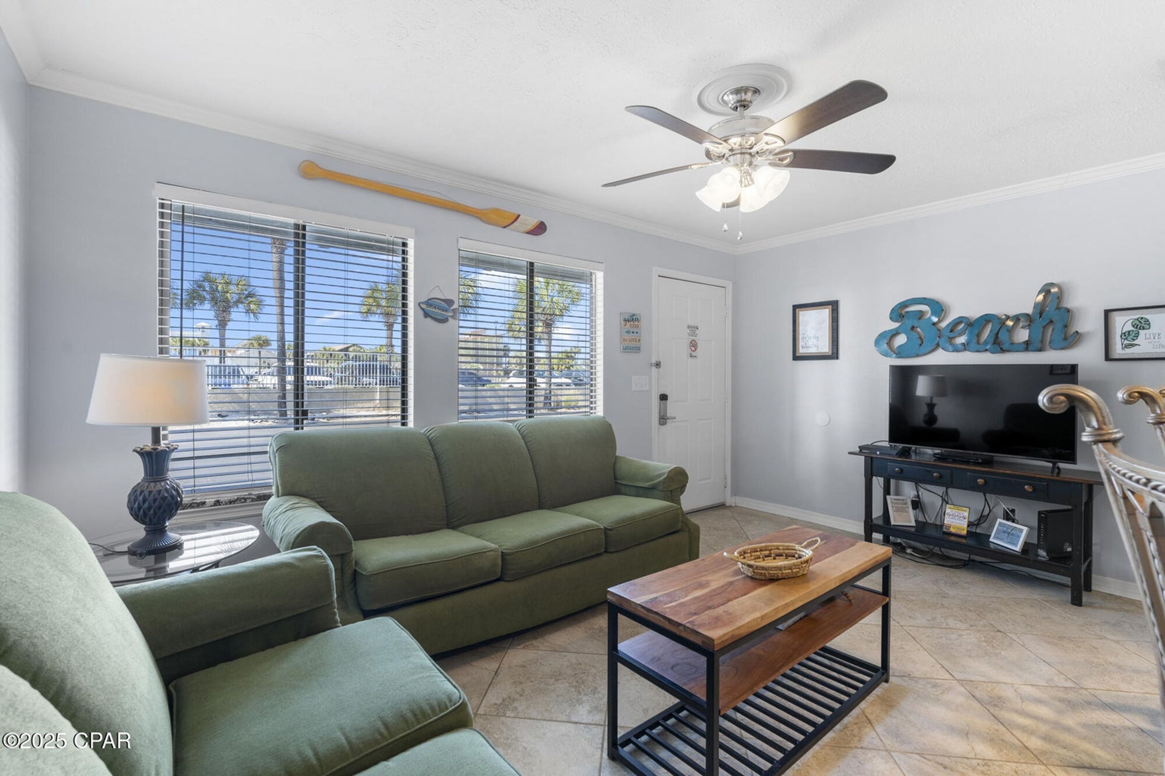 Living Room | Queen Sleeper Sofa
