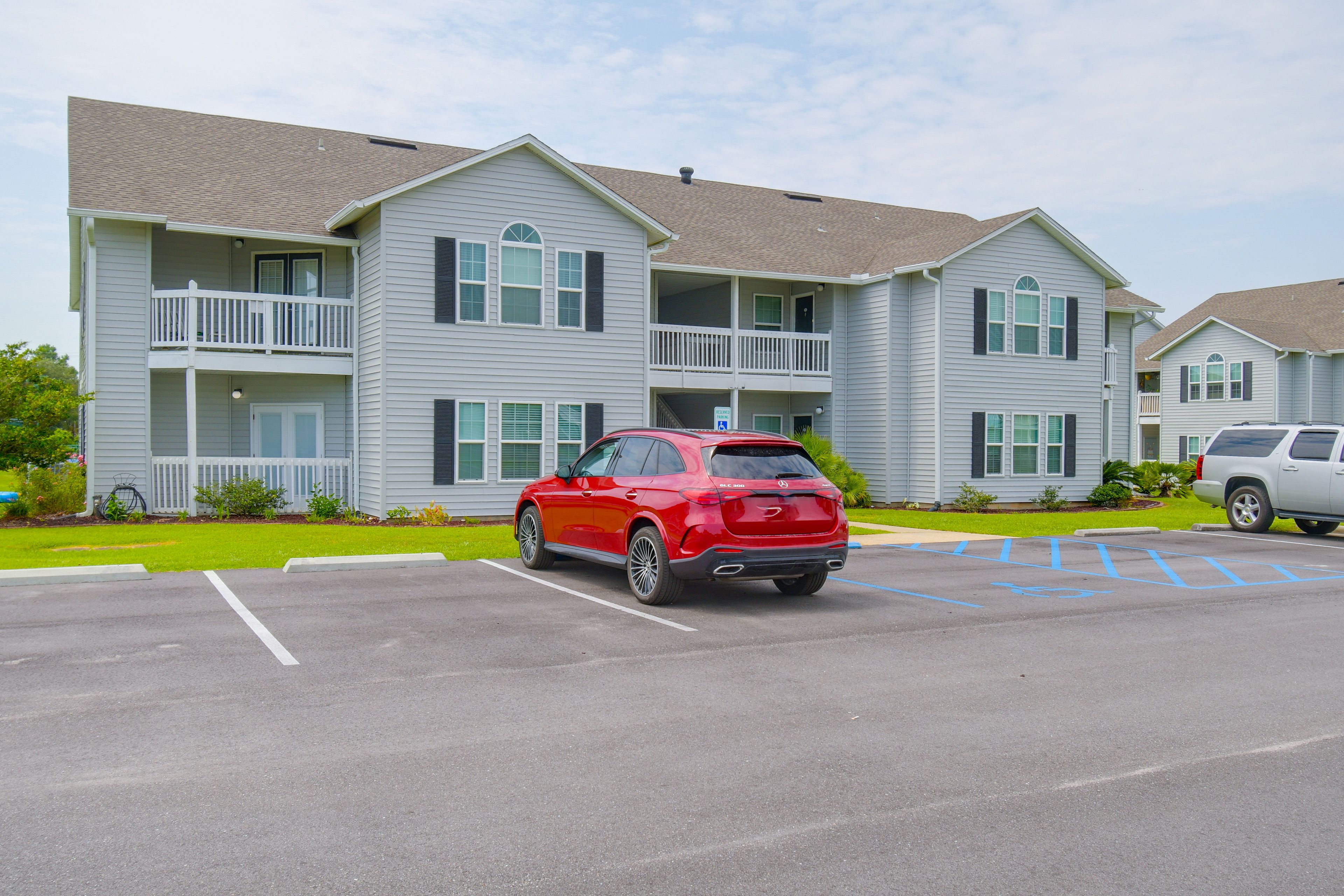 Parking | Community Lot (2 Vehicles Max w/ Parking Pass Fee)