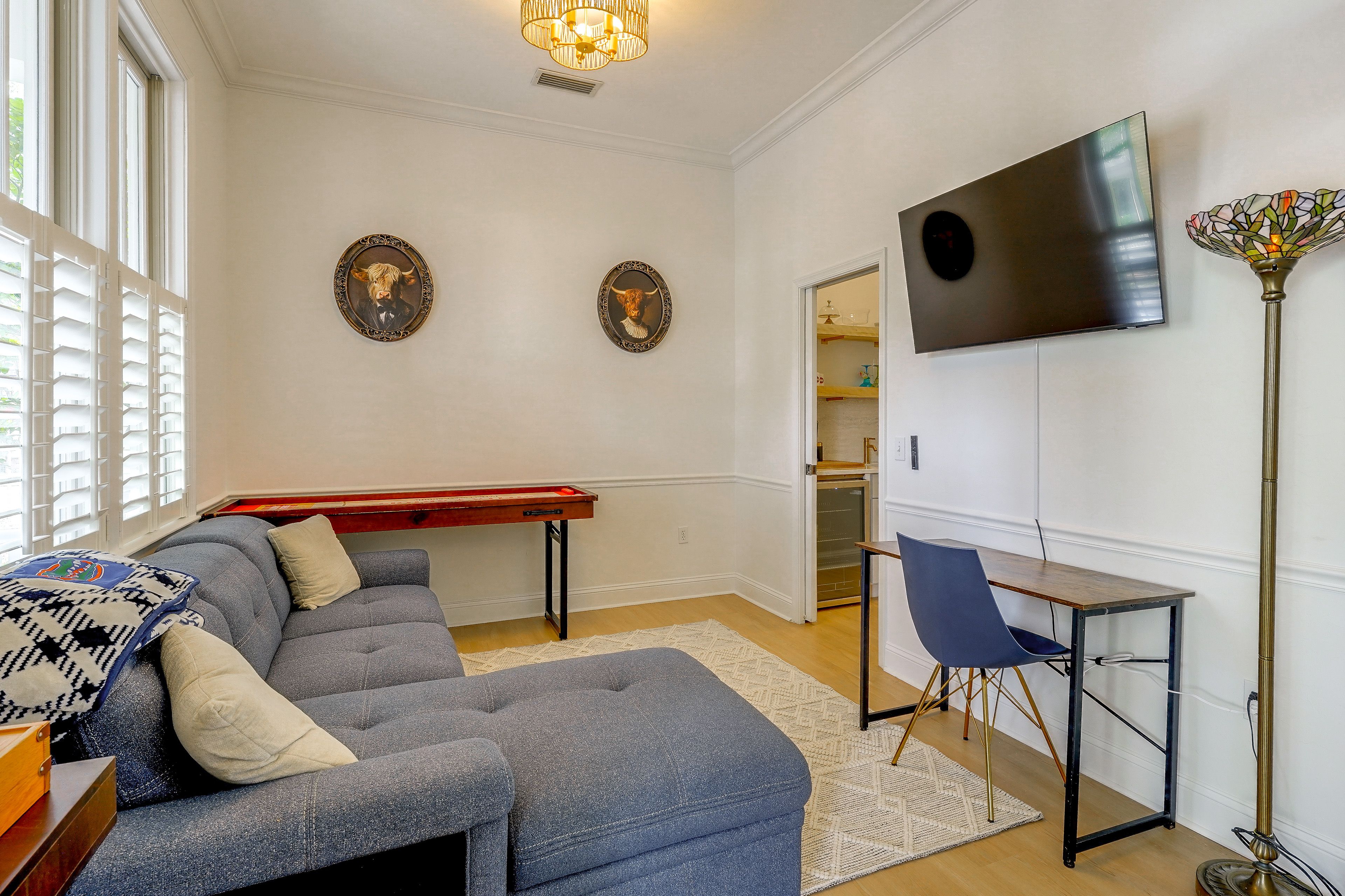 Family Room | Shuffleboard Table | Smart TV | Desk