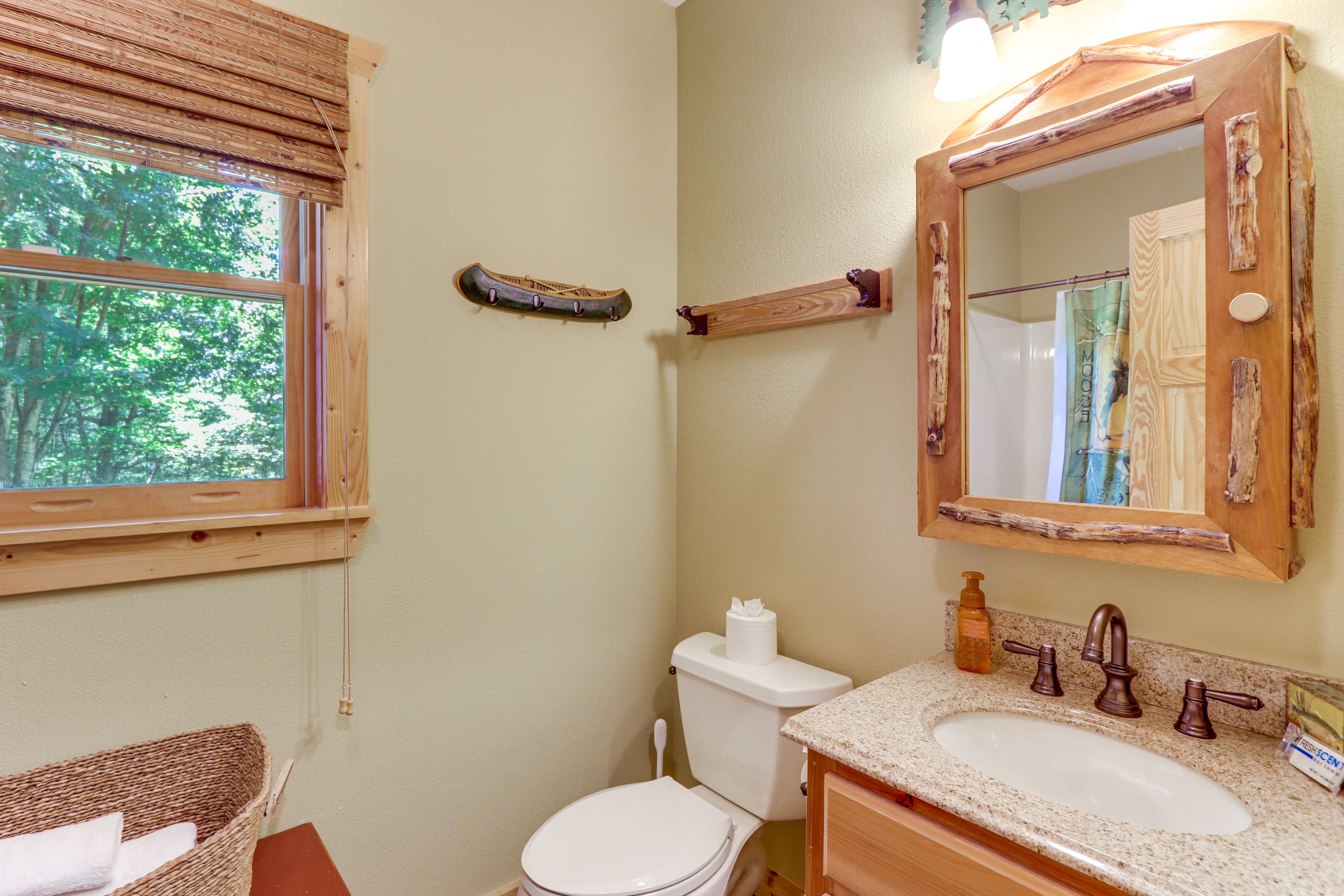 Full Bathroom | Lower Level