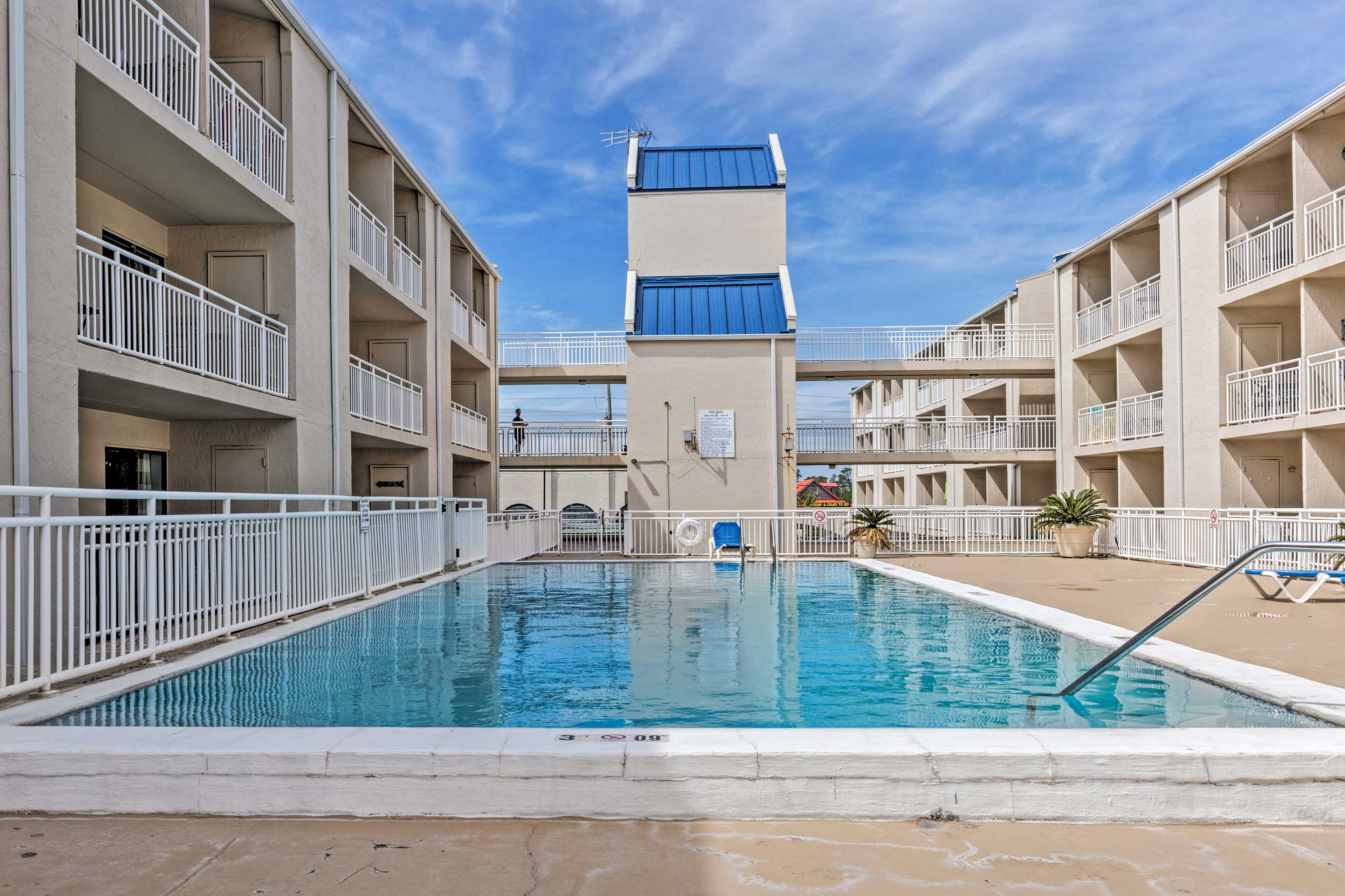 Sugar Beach Condos | Community Pool