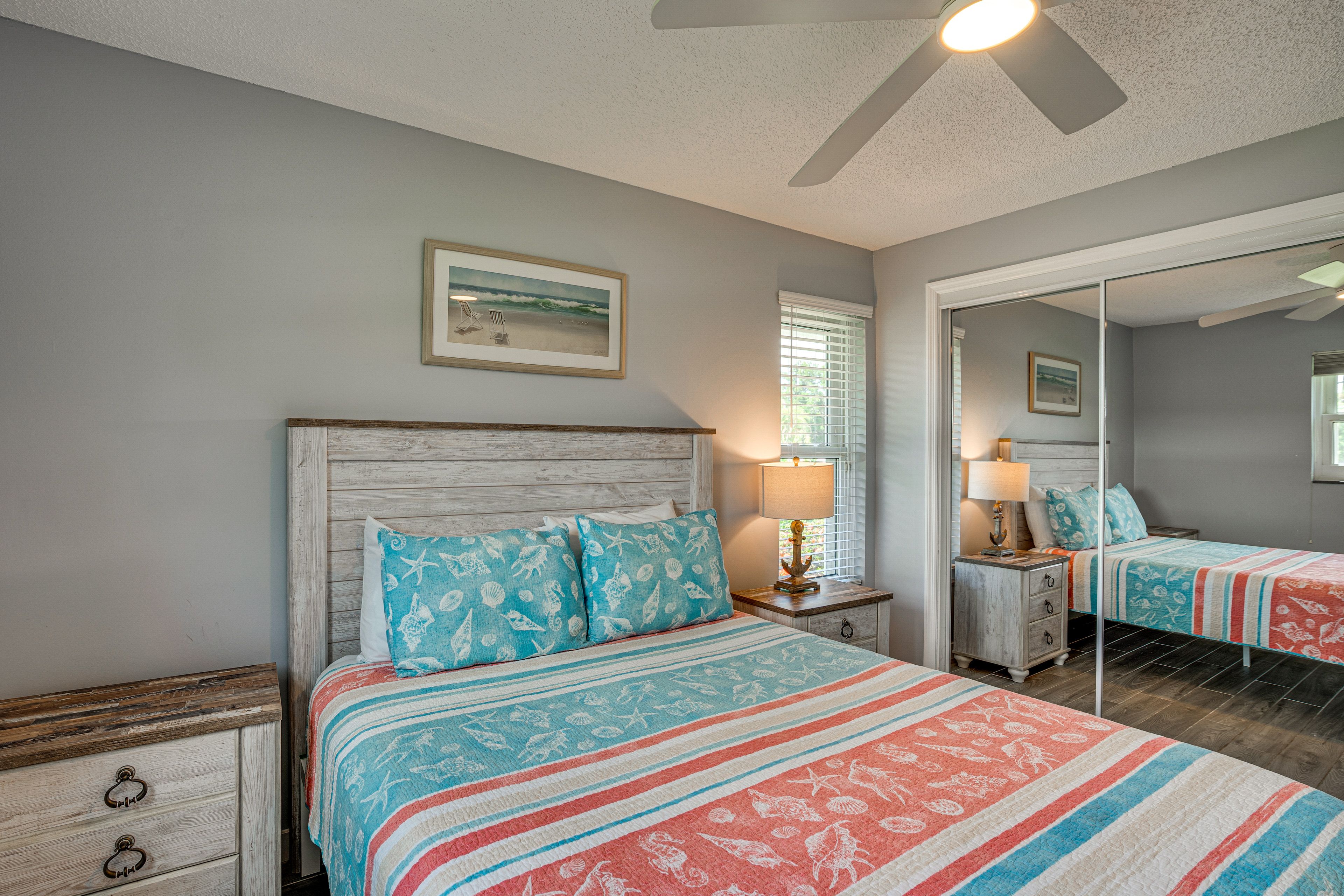 Bedroom 3 | Queen Bed