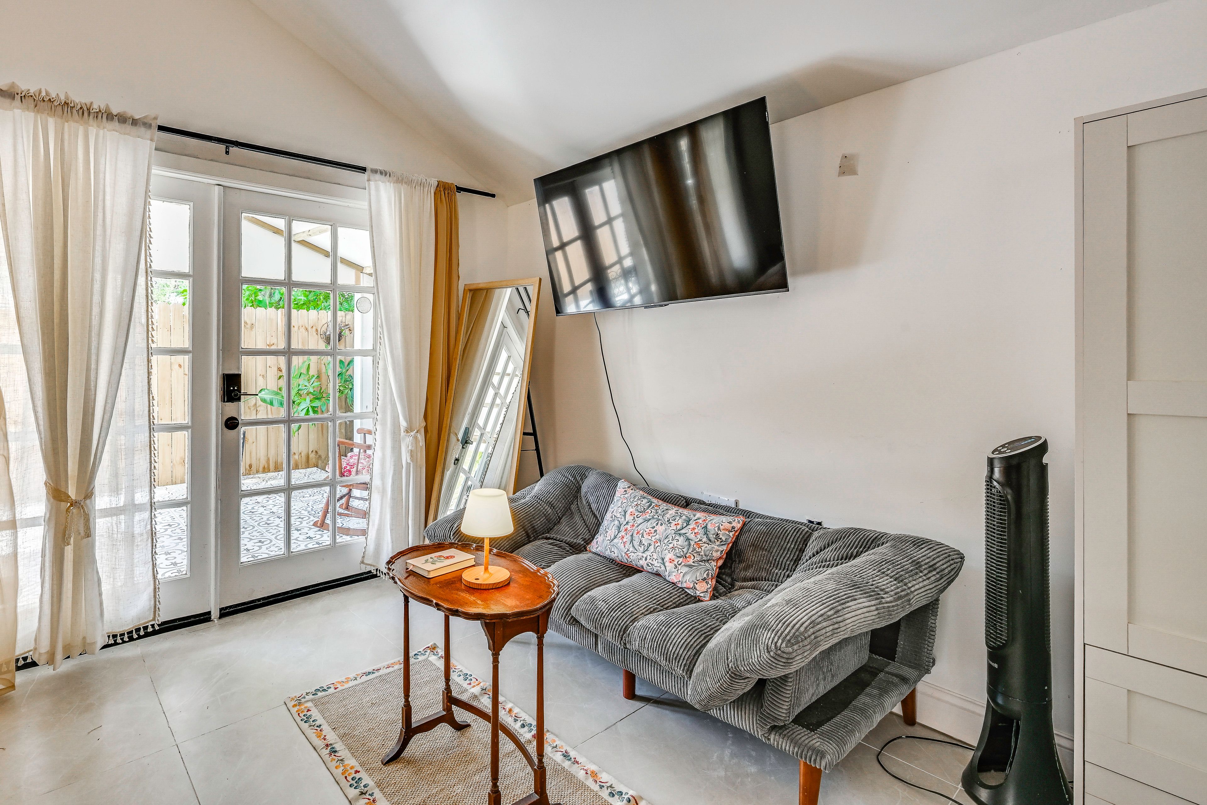 Studio | Living Area