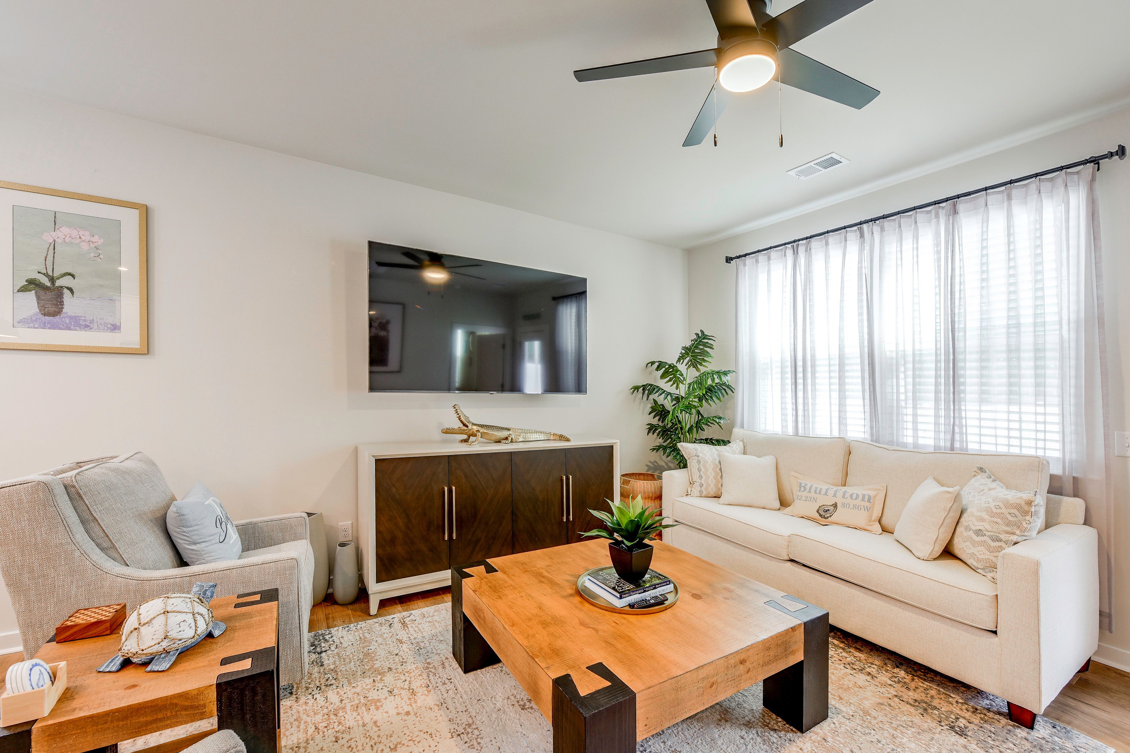 Living Room | 1st Floor