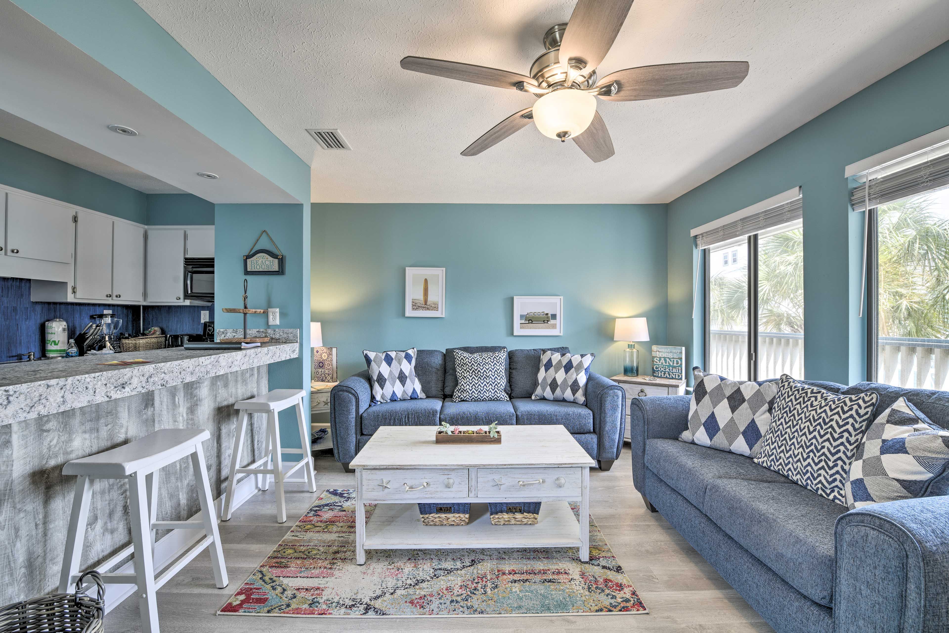 'The Sandy Spot' Interior | Living Room | Smart TV | Sleeper Sofa
