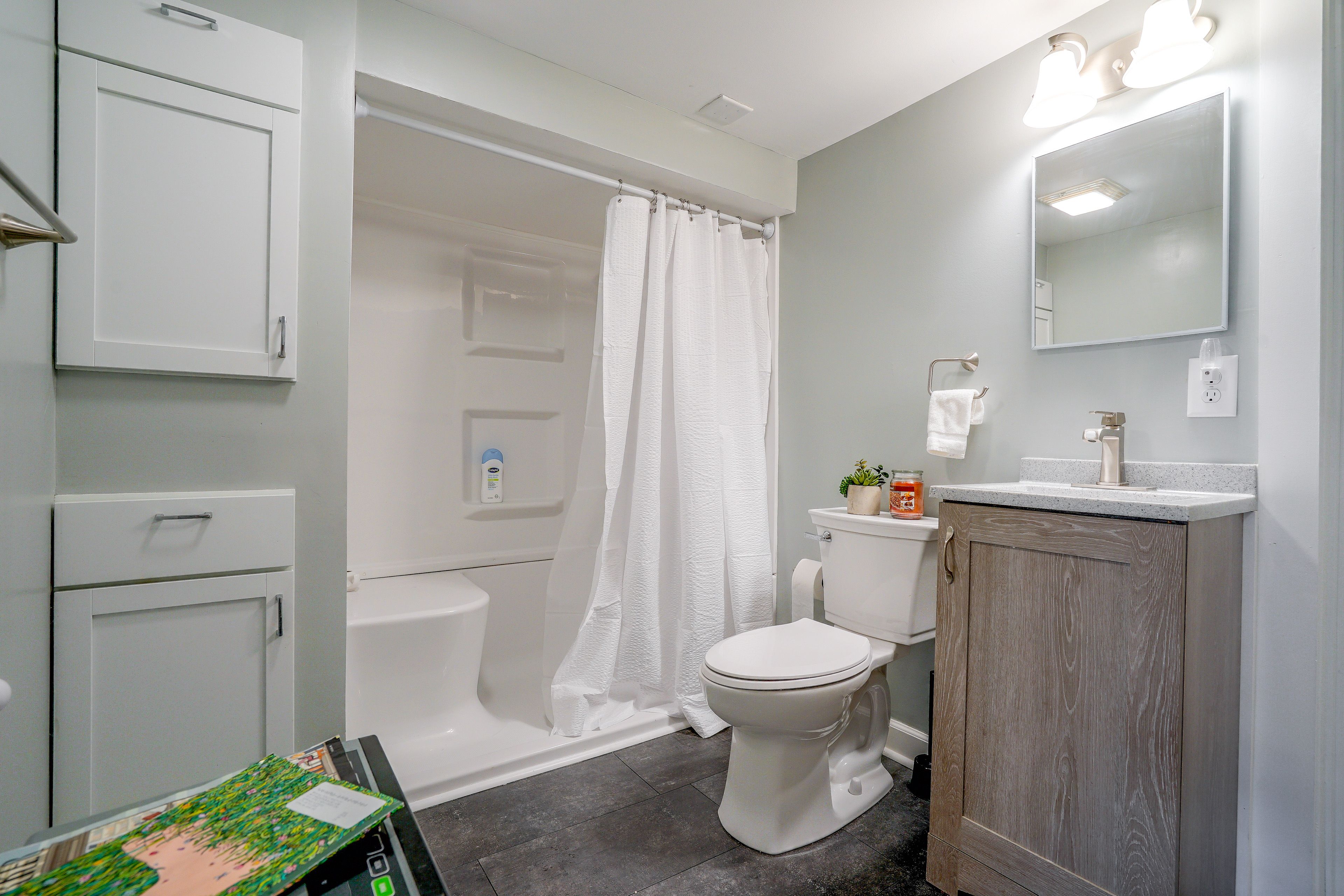 Bathroom | Lower Level