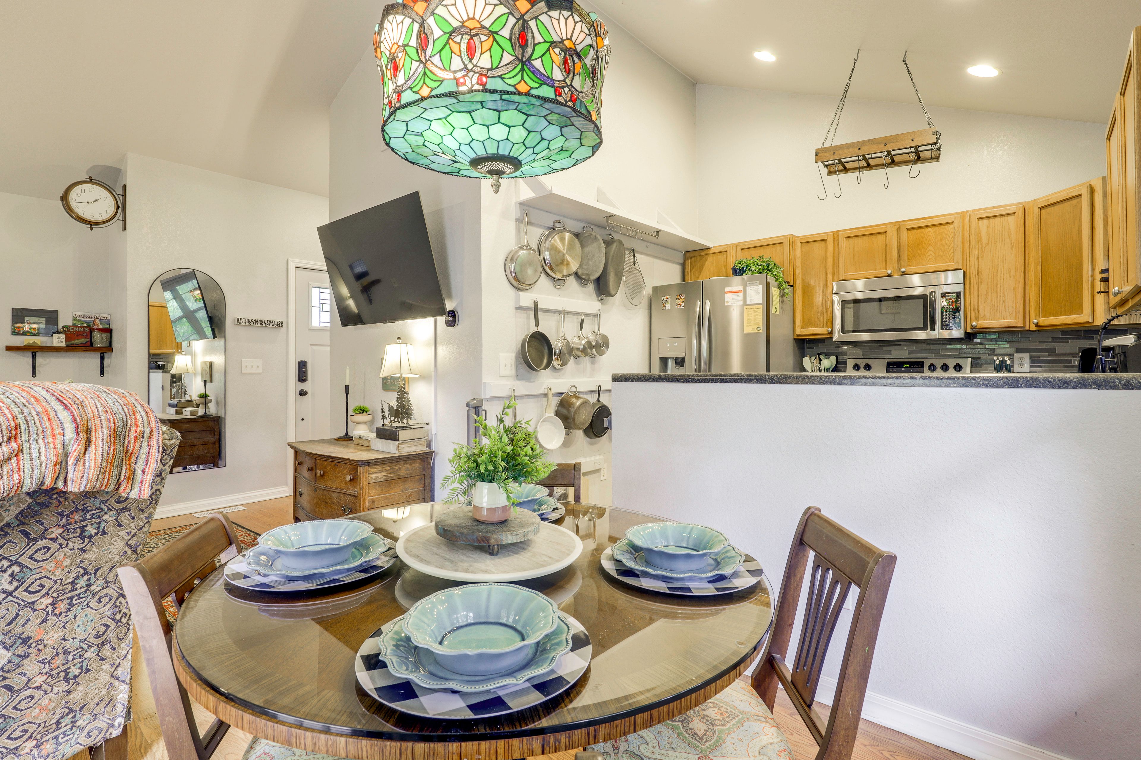 Kitchen | Dining