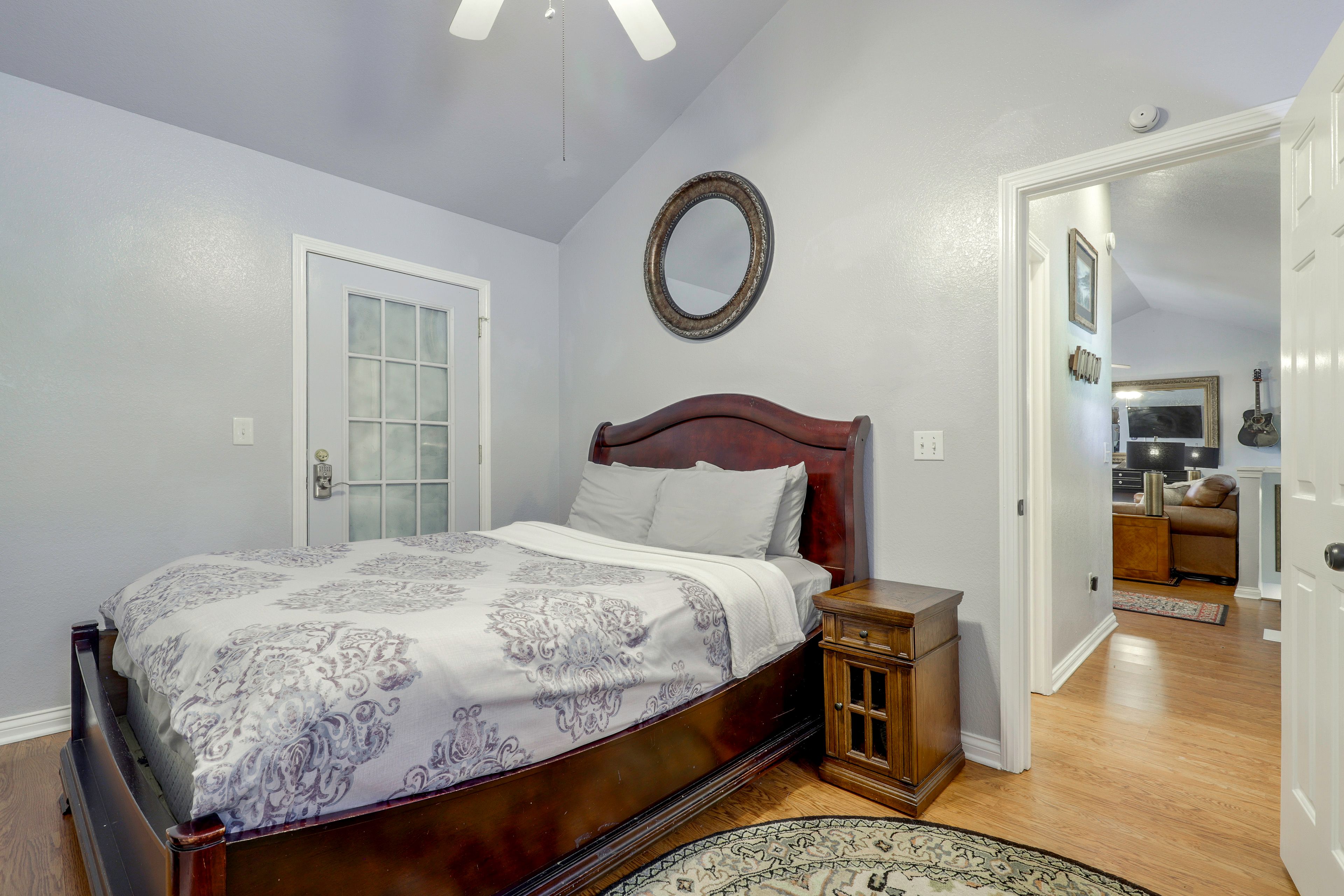 Bedroom 1 | Queen Bed | Main Level