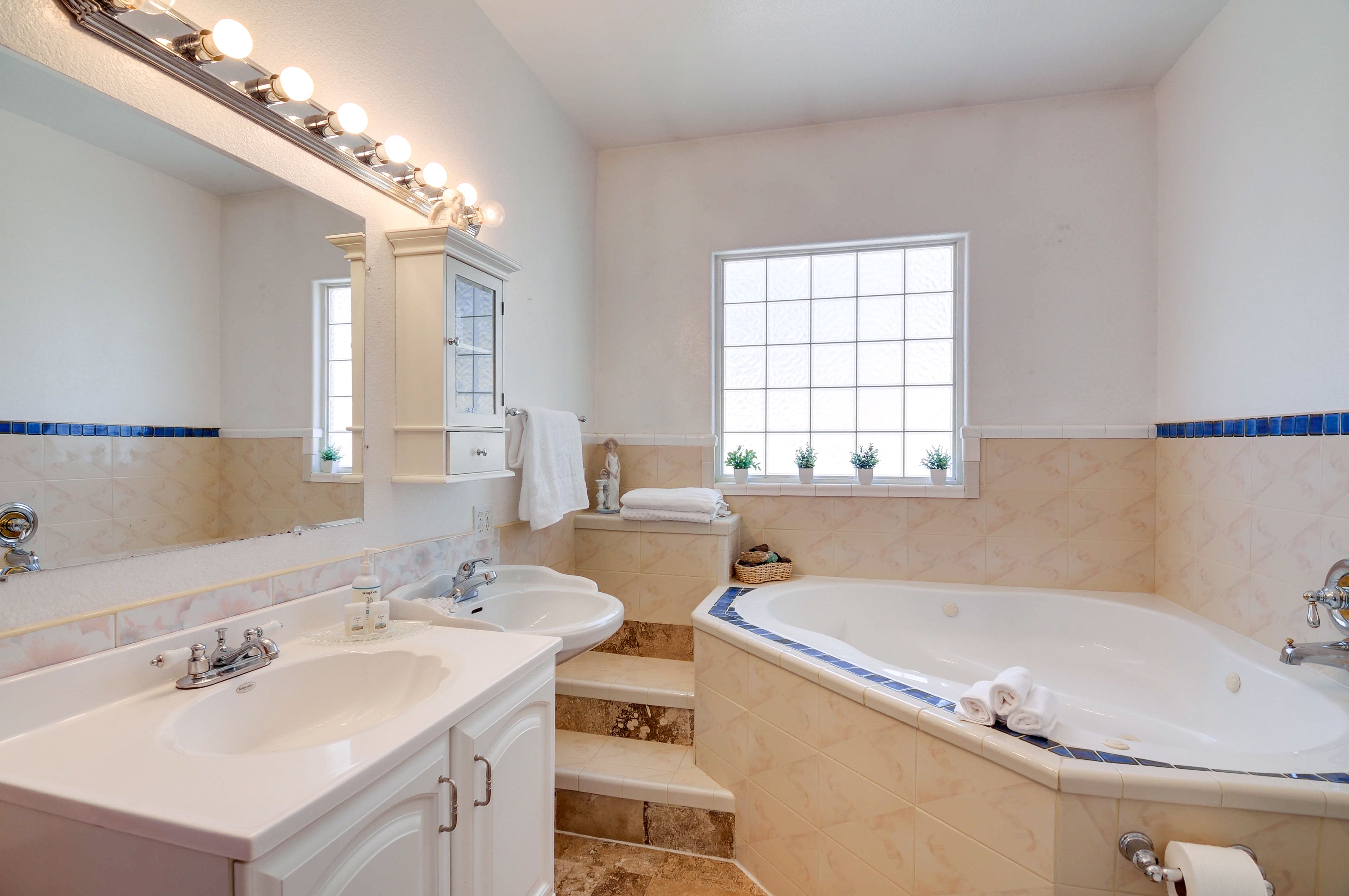 En-Suite Bathroom