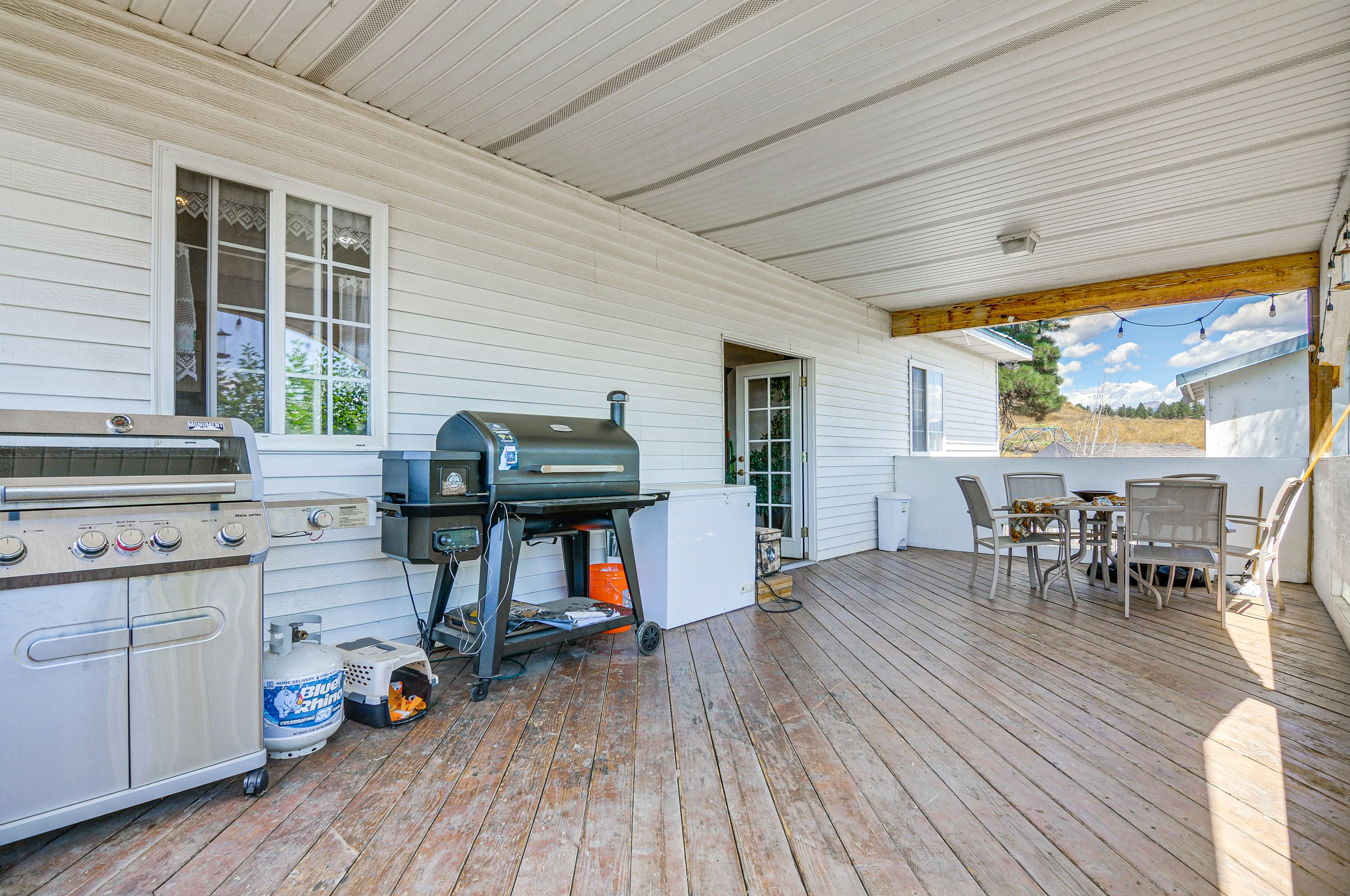 Deck | Access From Kitchen