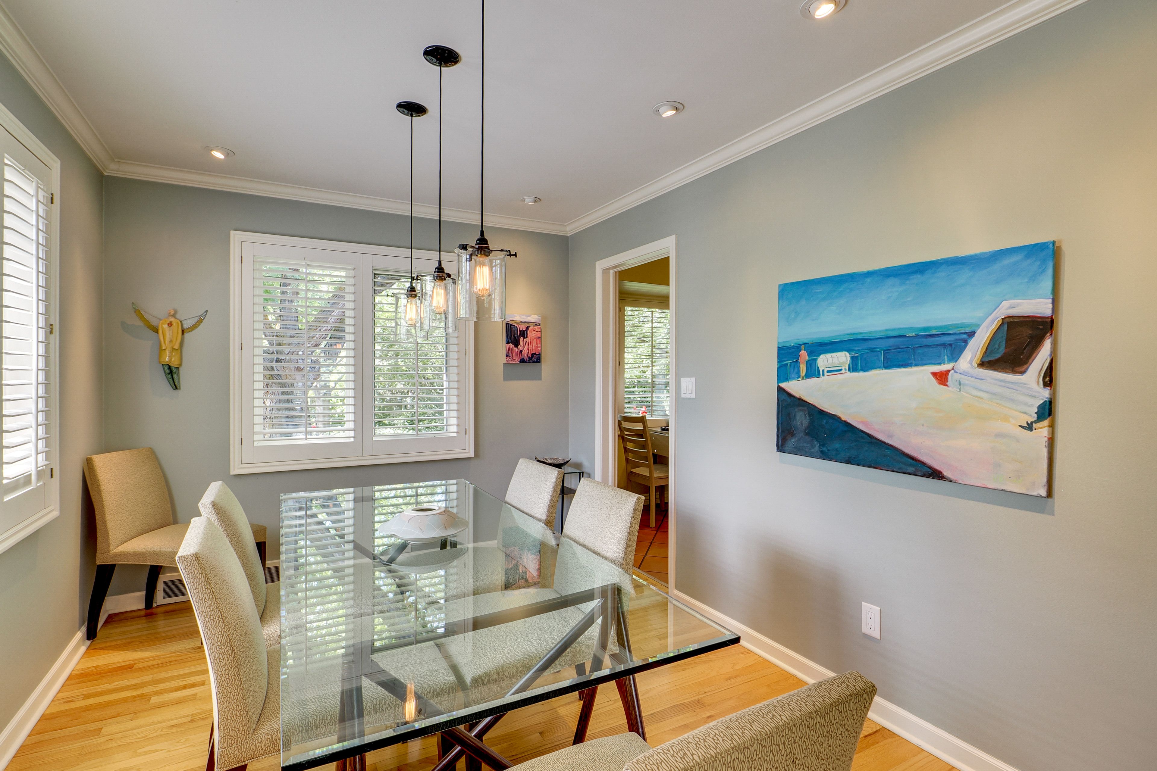 Dining Room | Dishware/Flatware Provided | Main Level