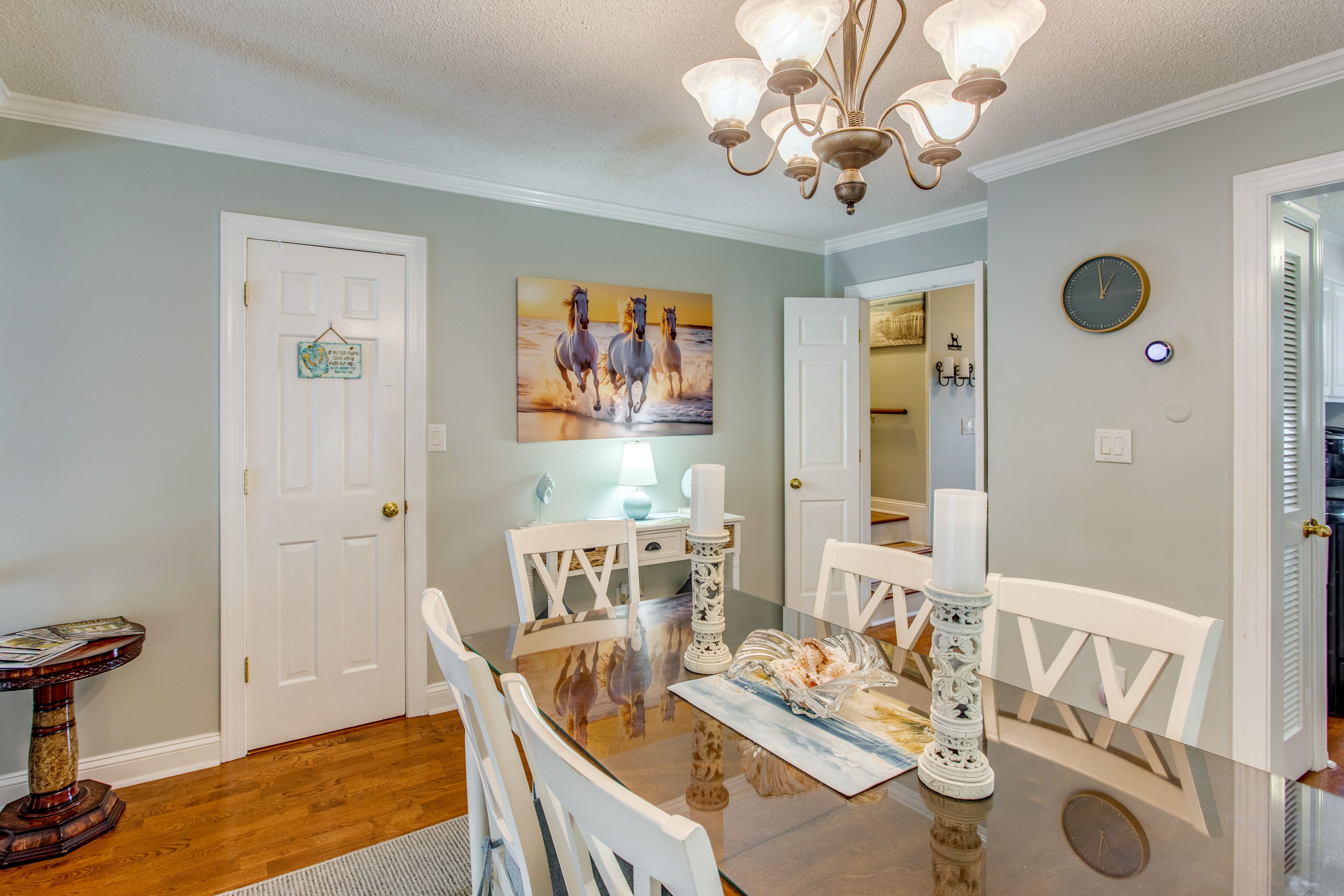 Dining Area | 1st Floor