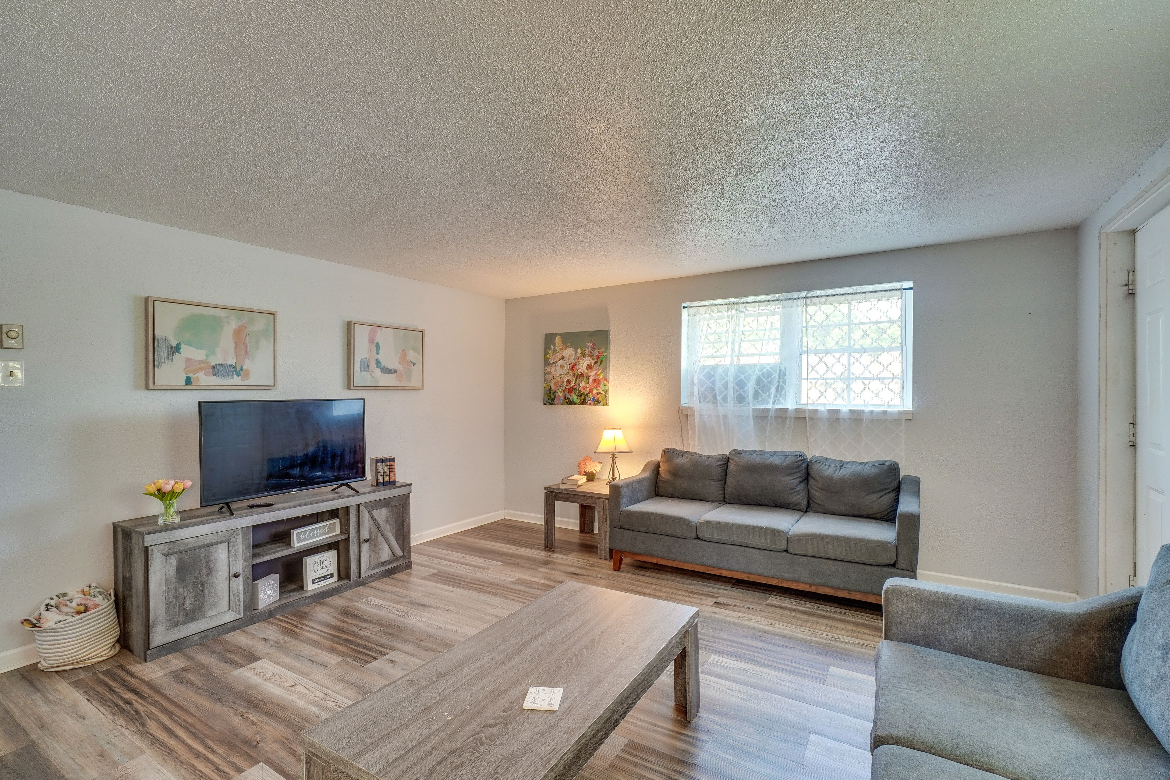 'Windmill Nook' Interior | Living Room