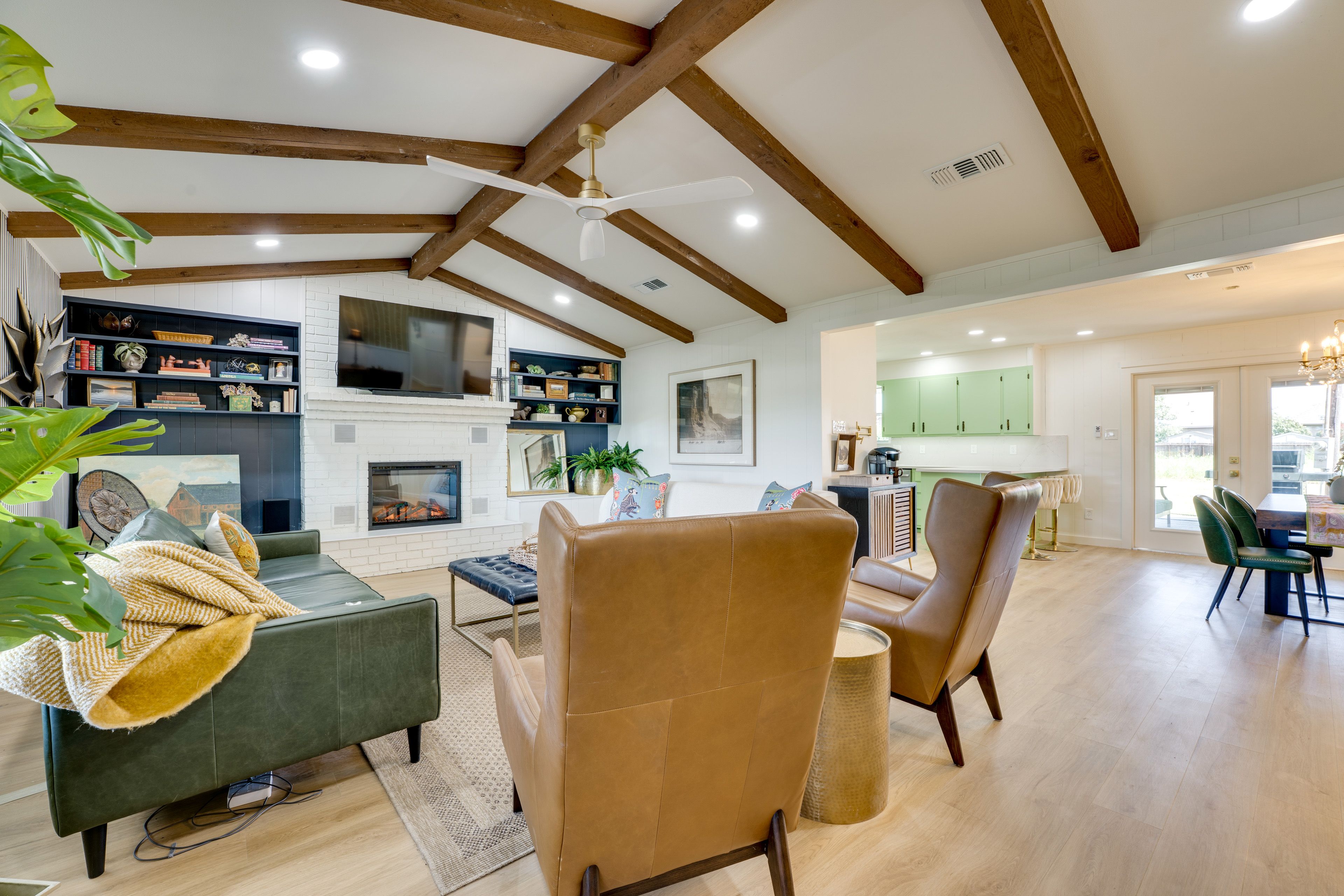 Living Room | Full Sleeper Sofa