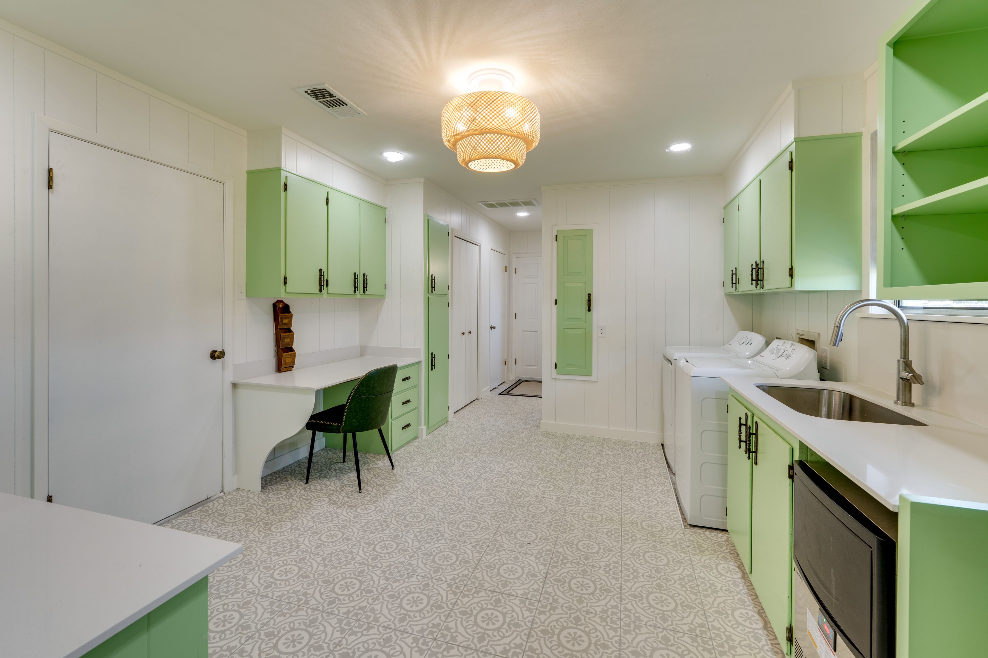 Laundry Room | Dedicated Workspace