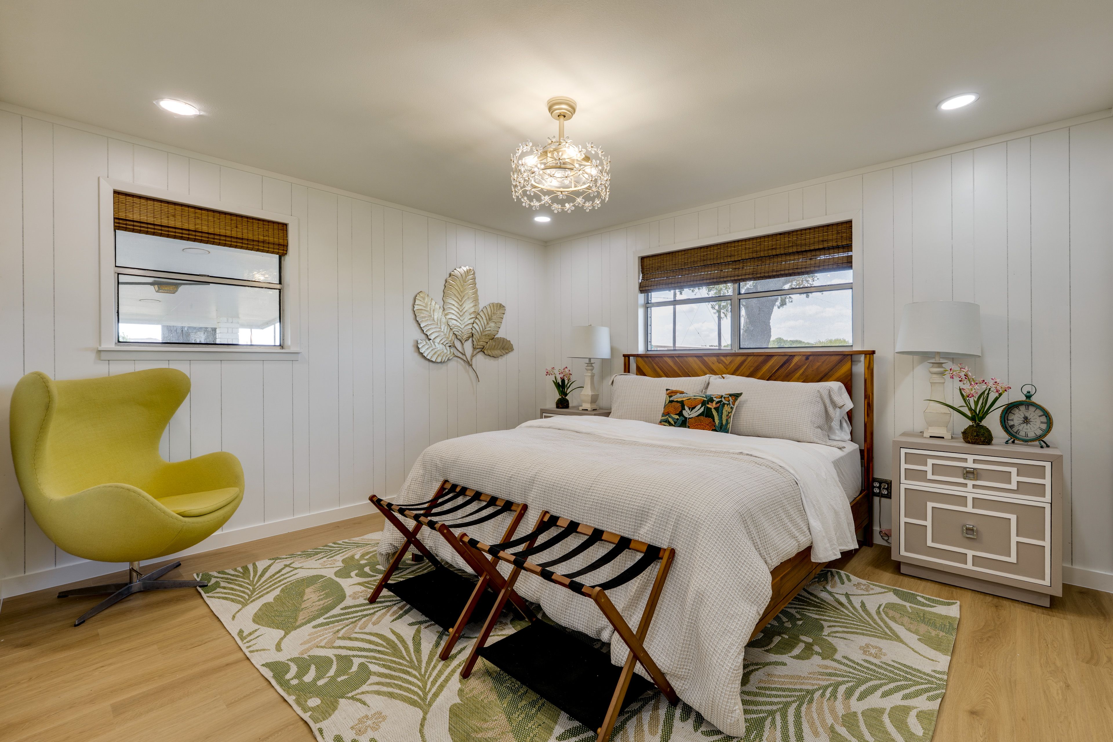 Bedroom 1 | King Bed