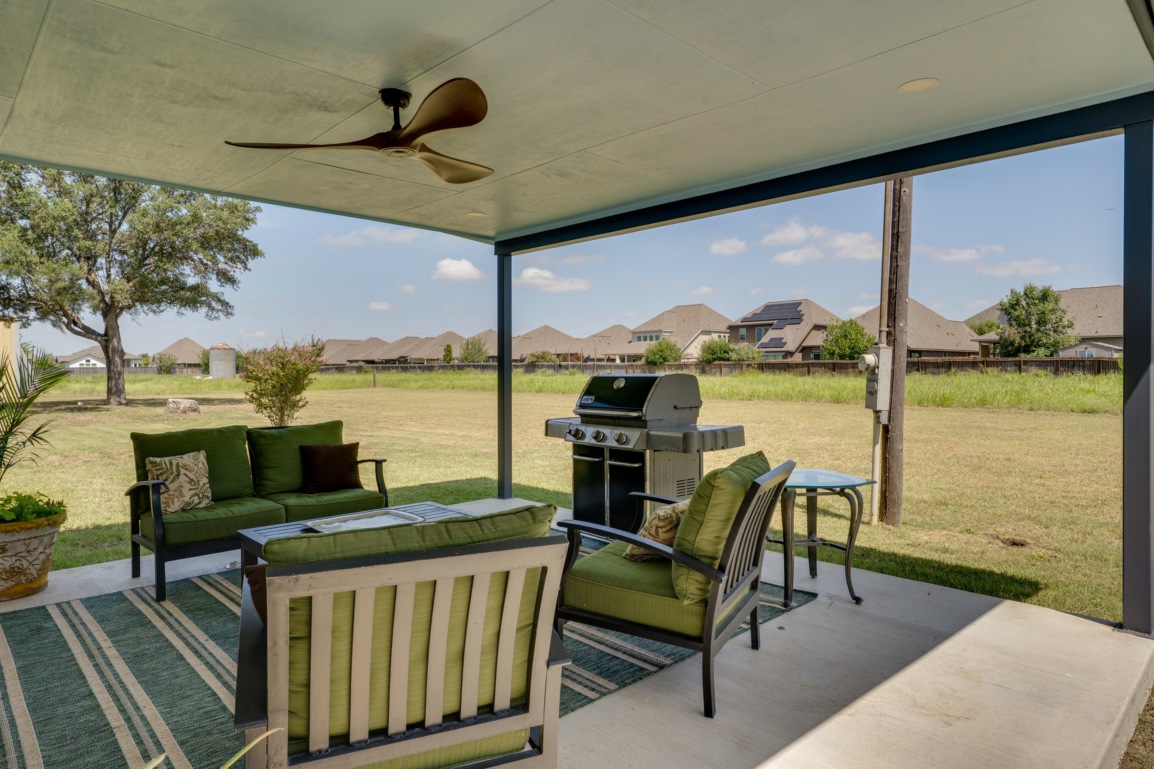 Furnished Patio | Gas Grill | Spacious Yard