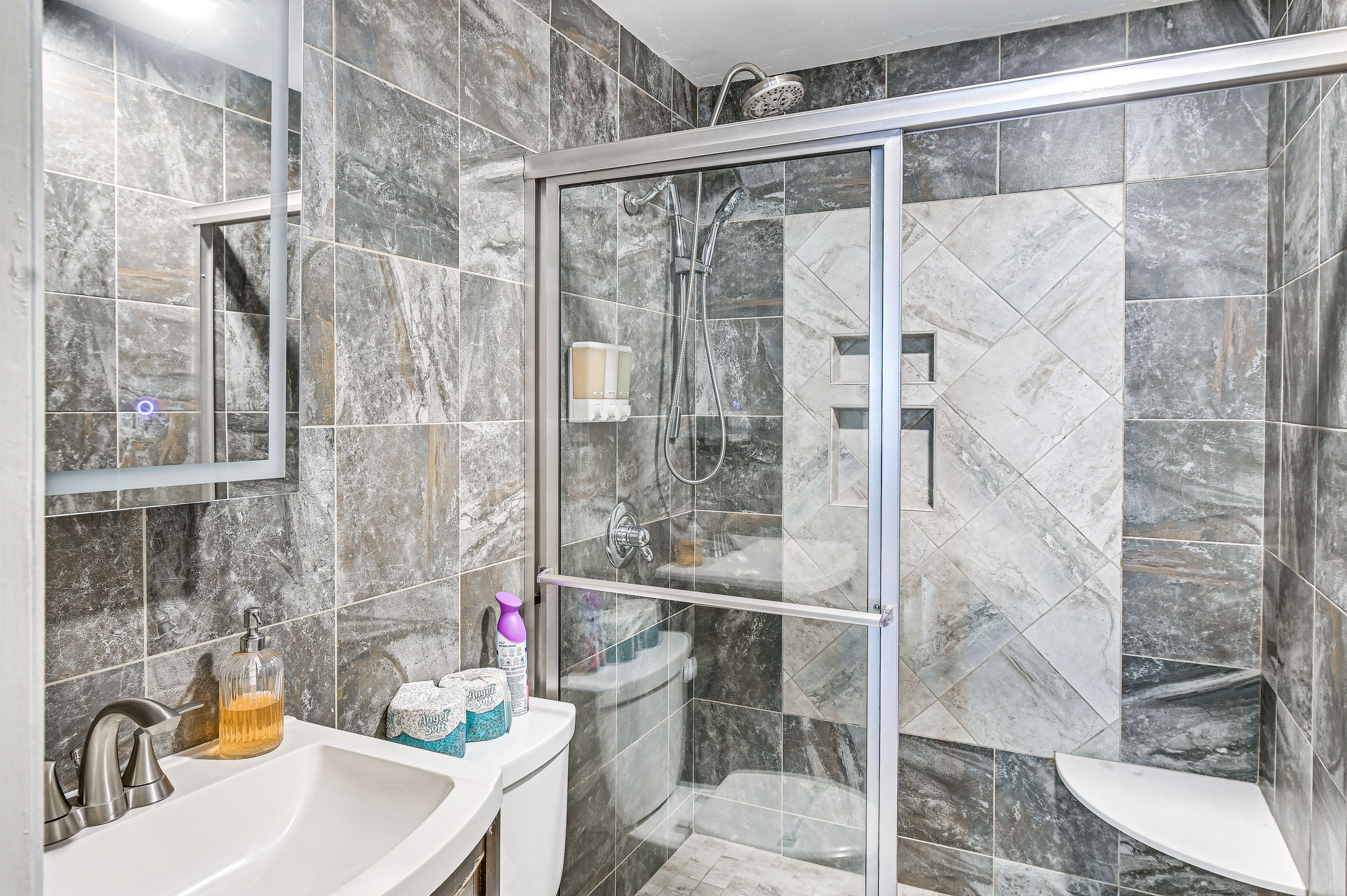 Full Bathroom