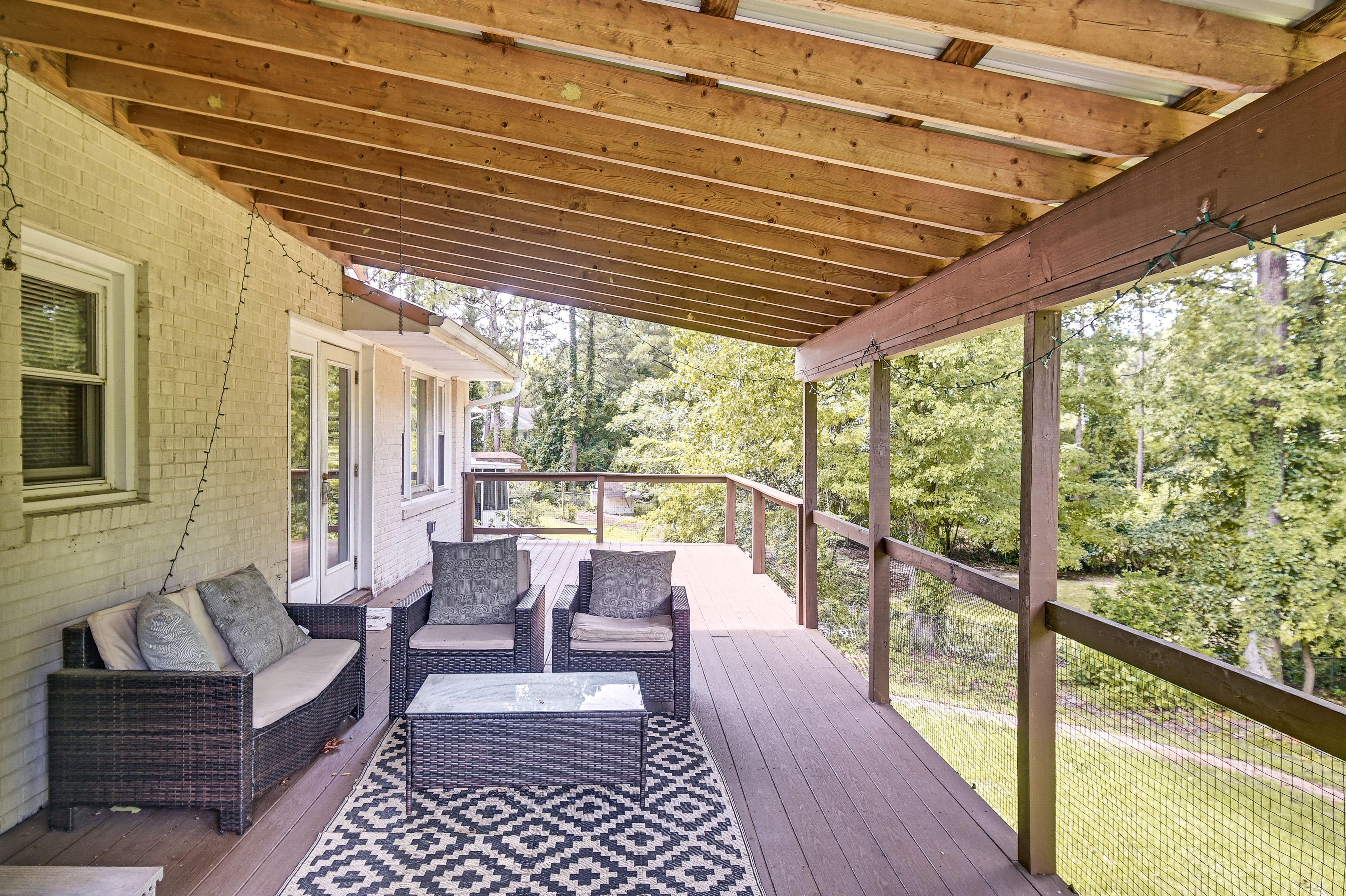 Furnished Deck